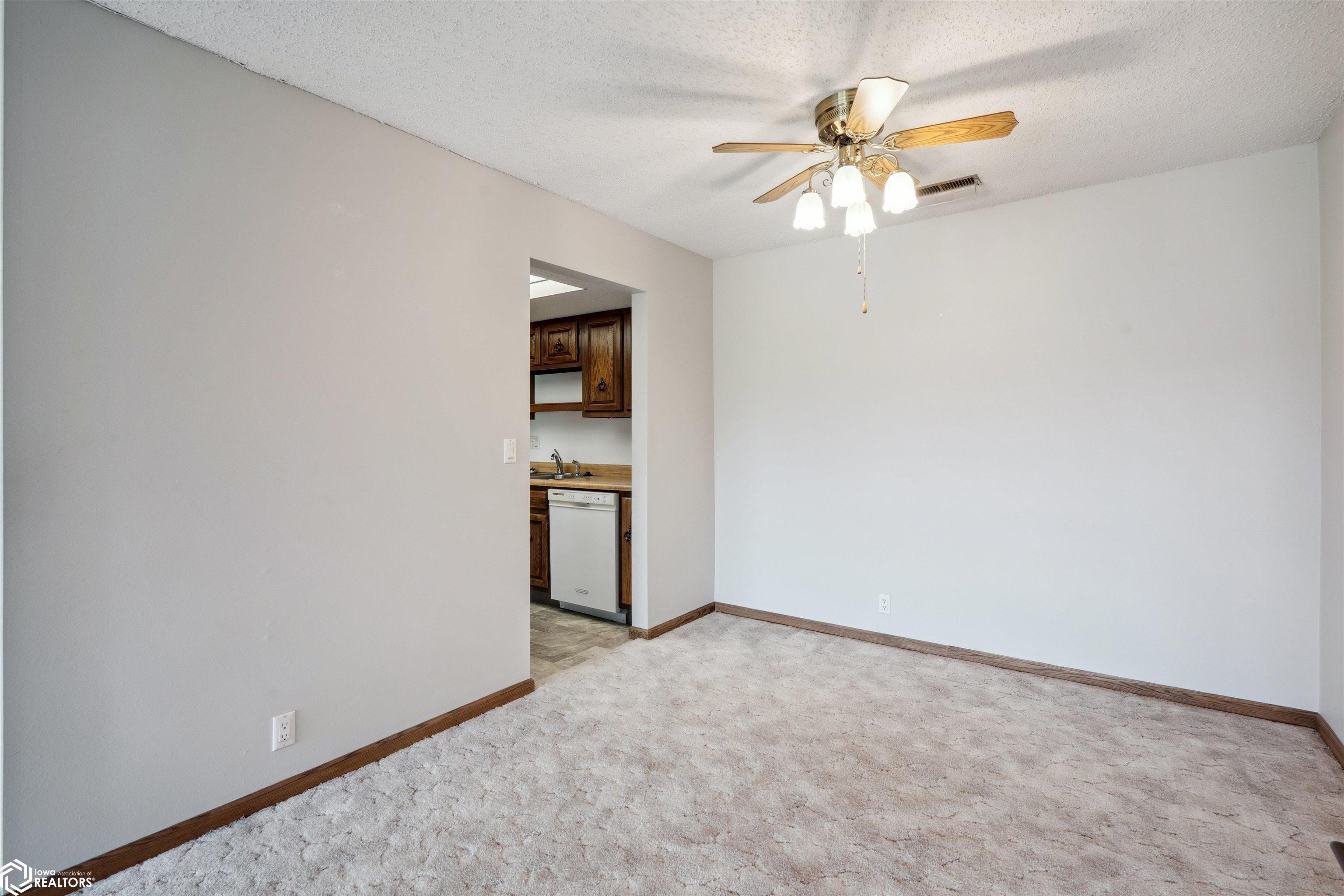 514 E Olive Street #110, Marshalltown, Iowa image 19