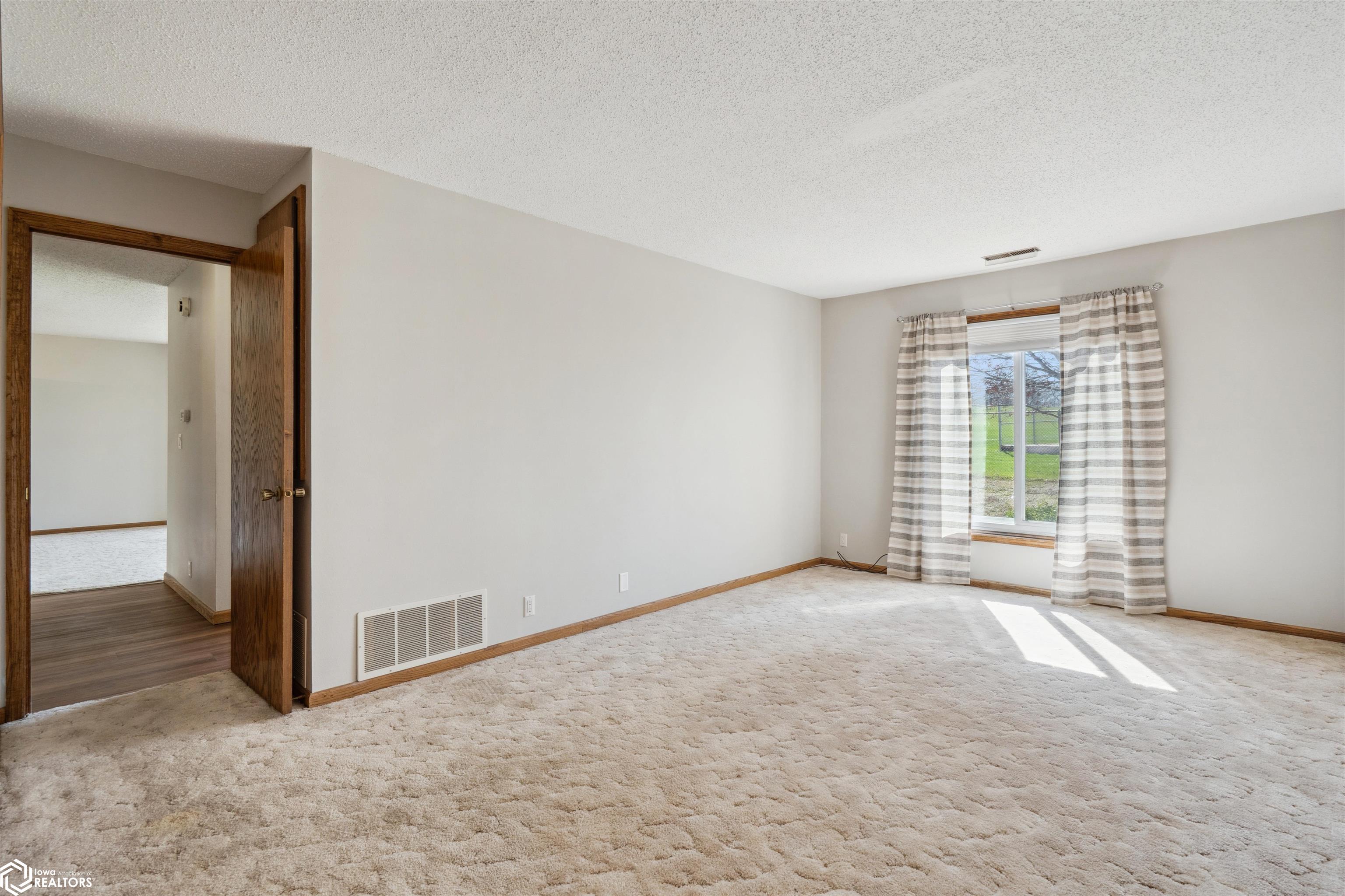 514 E Olive Street #110, Marshalltown, Iowa image 23