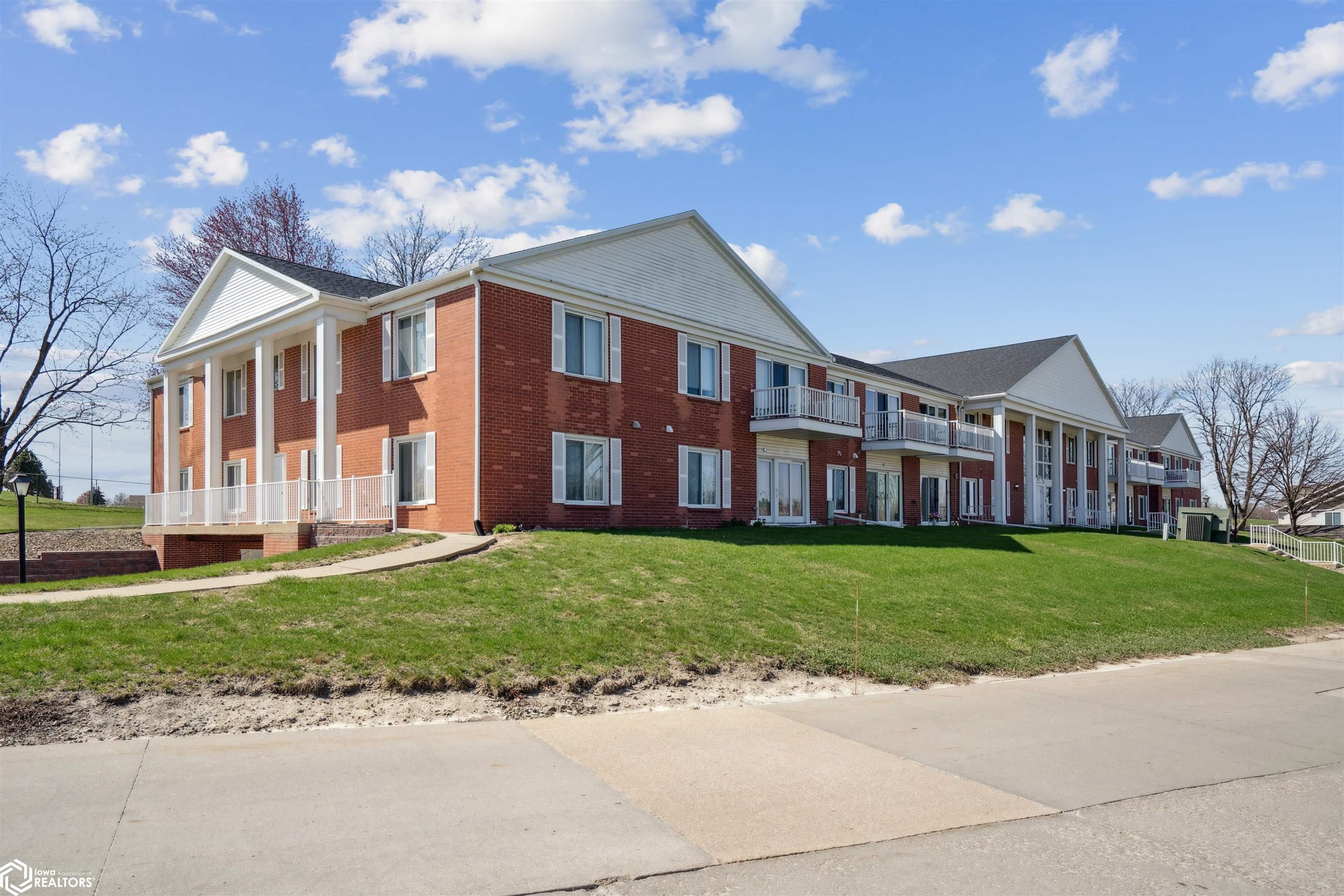 514 E Olive Street #110, Marshalltown, Iowa image 4