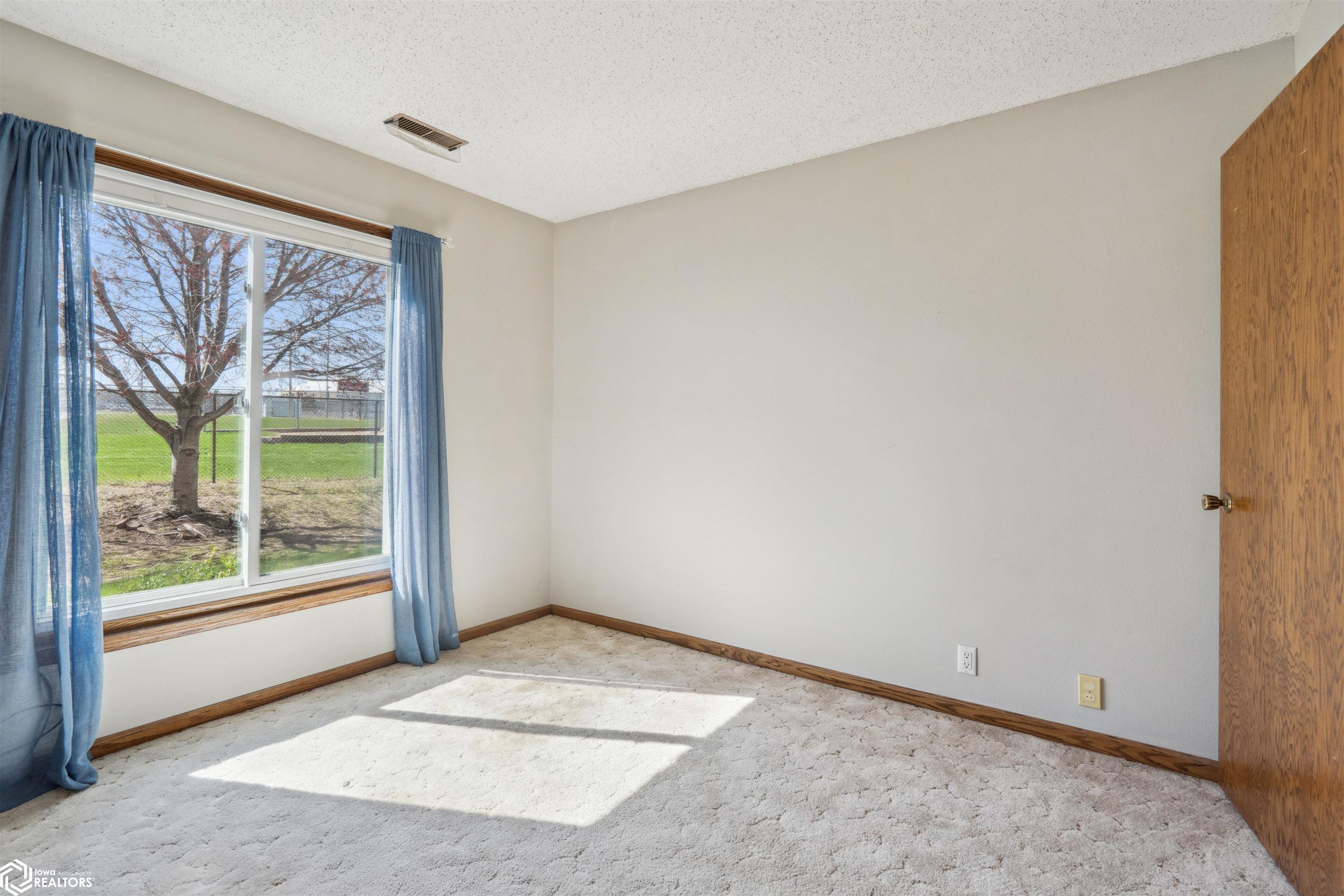 514 E Olive Street #110, Marshalltown, Iowa image 31
