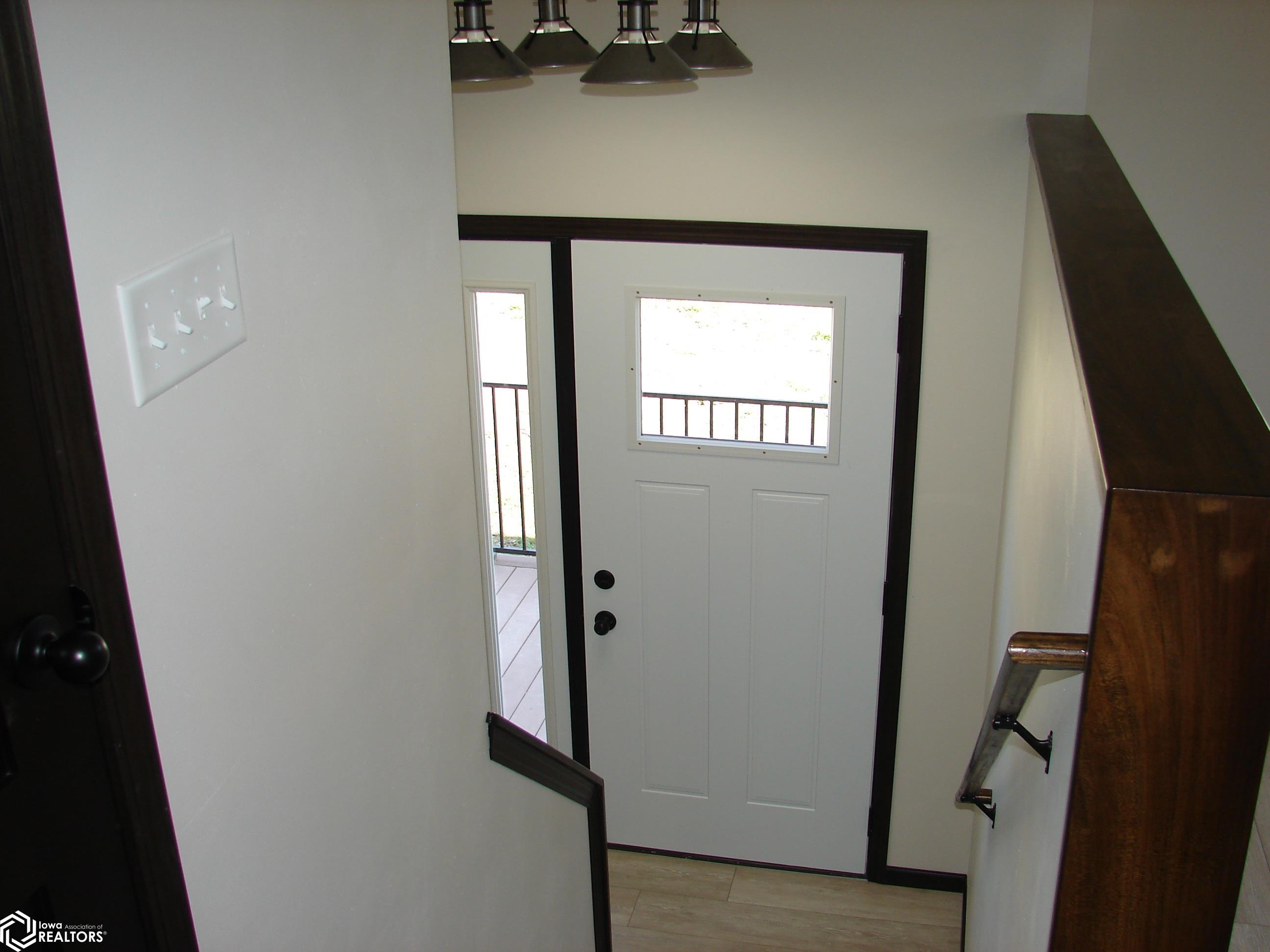 910 W Hill Ave., Mount Pleasant, Iowa image 14