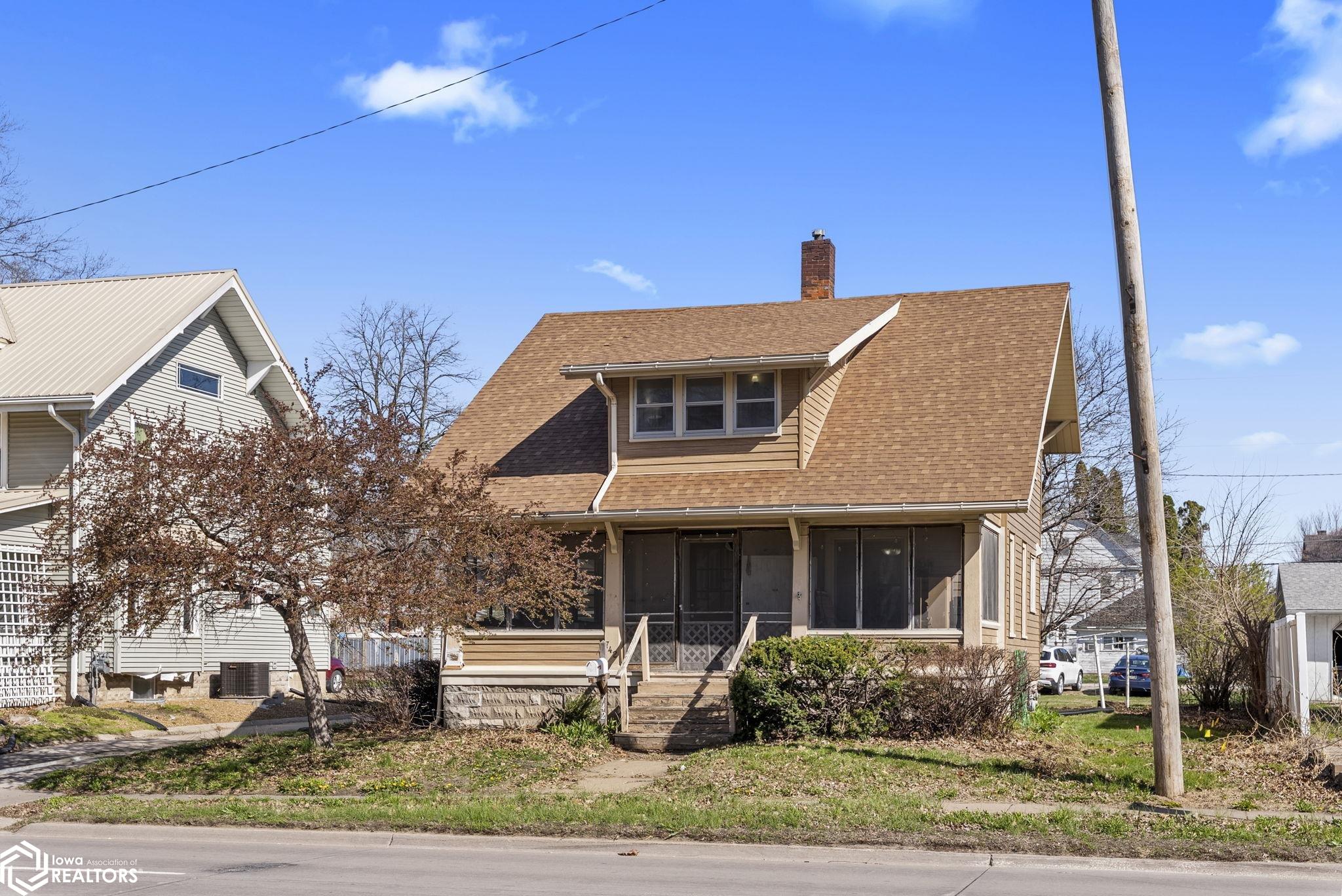 742 E Washington Street, Washington, Iowa image 1