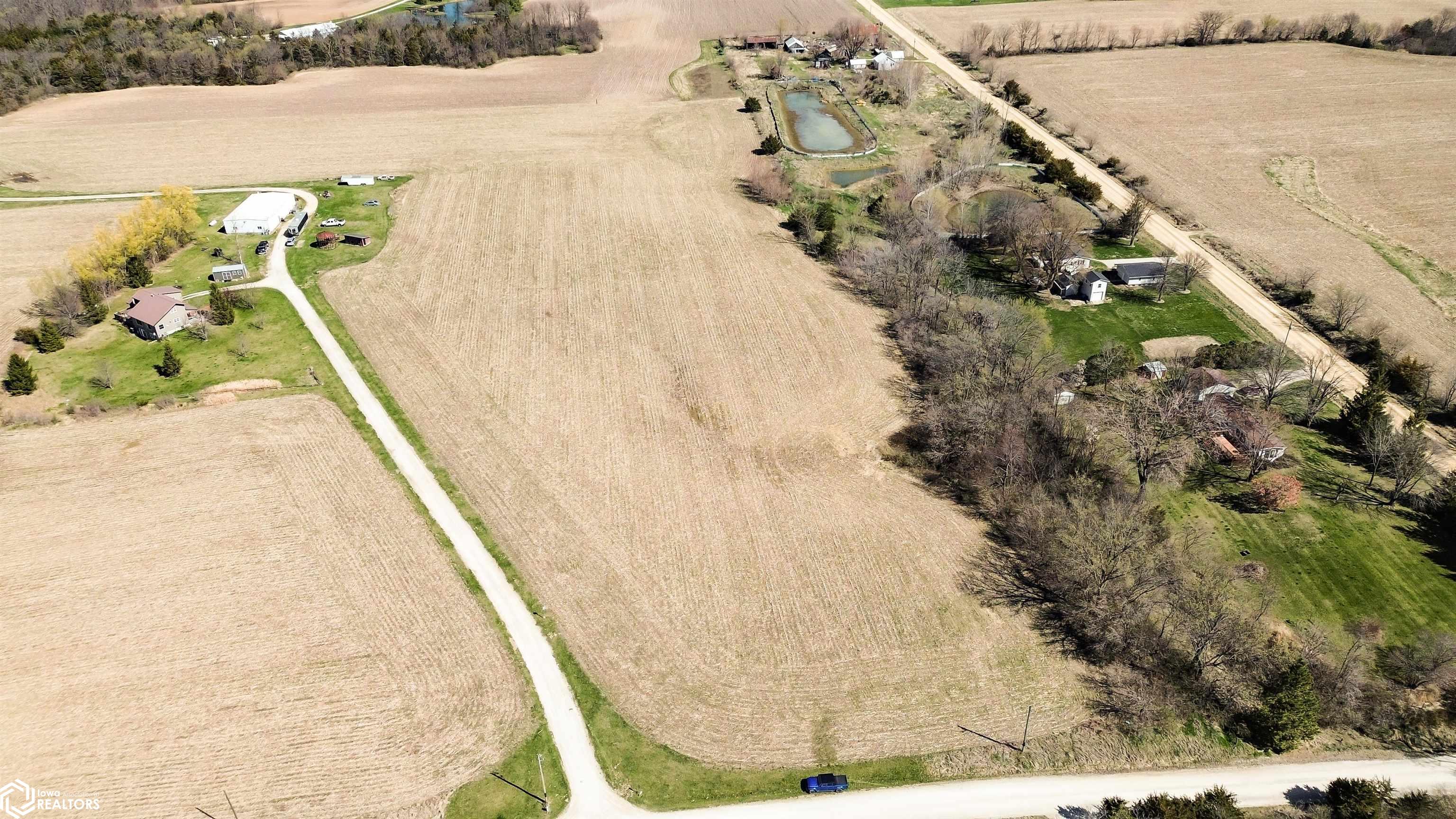155th St, Burlington, Iowa image 13