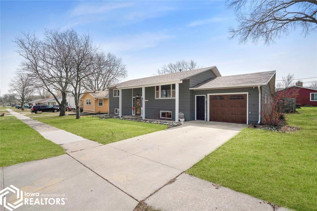 1208 Mary Lane, Webster City, Iowa image 3