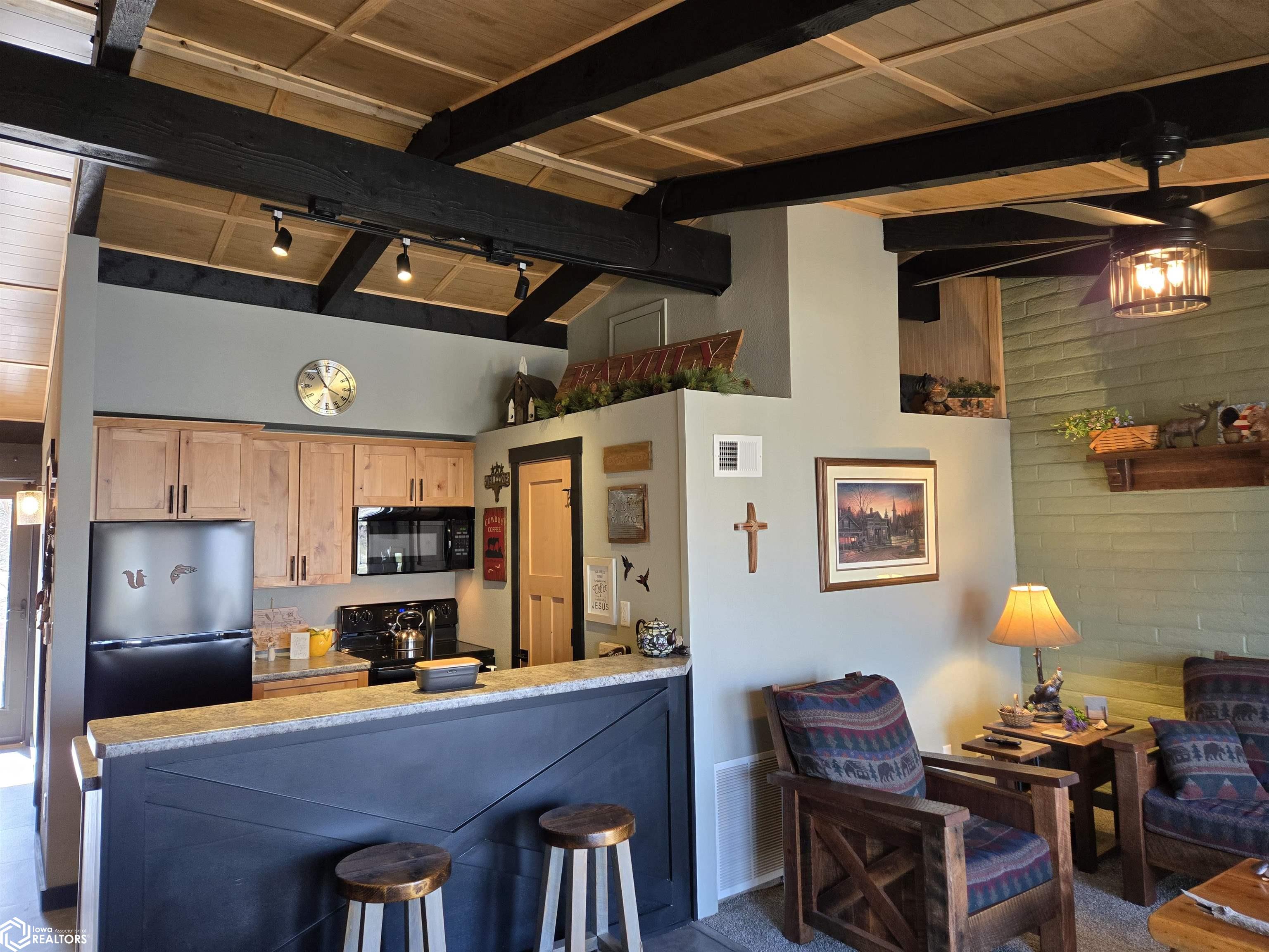 2700 N Shore Drive #E1-15A, Clear Lake, Iowa image 8