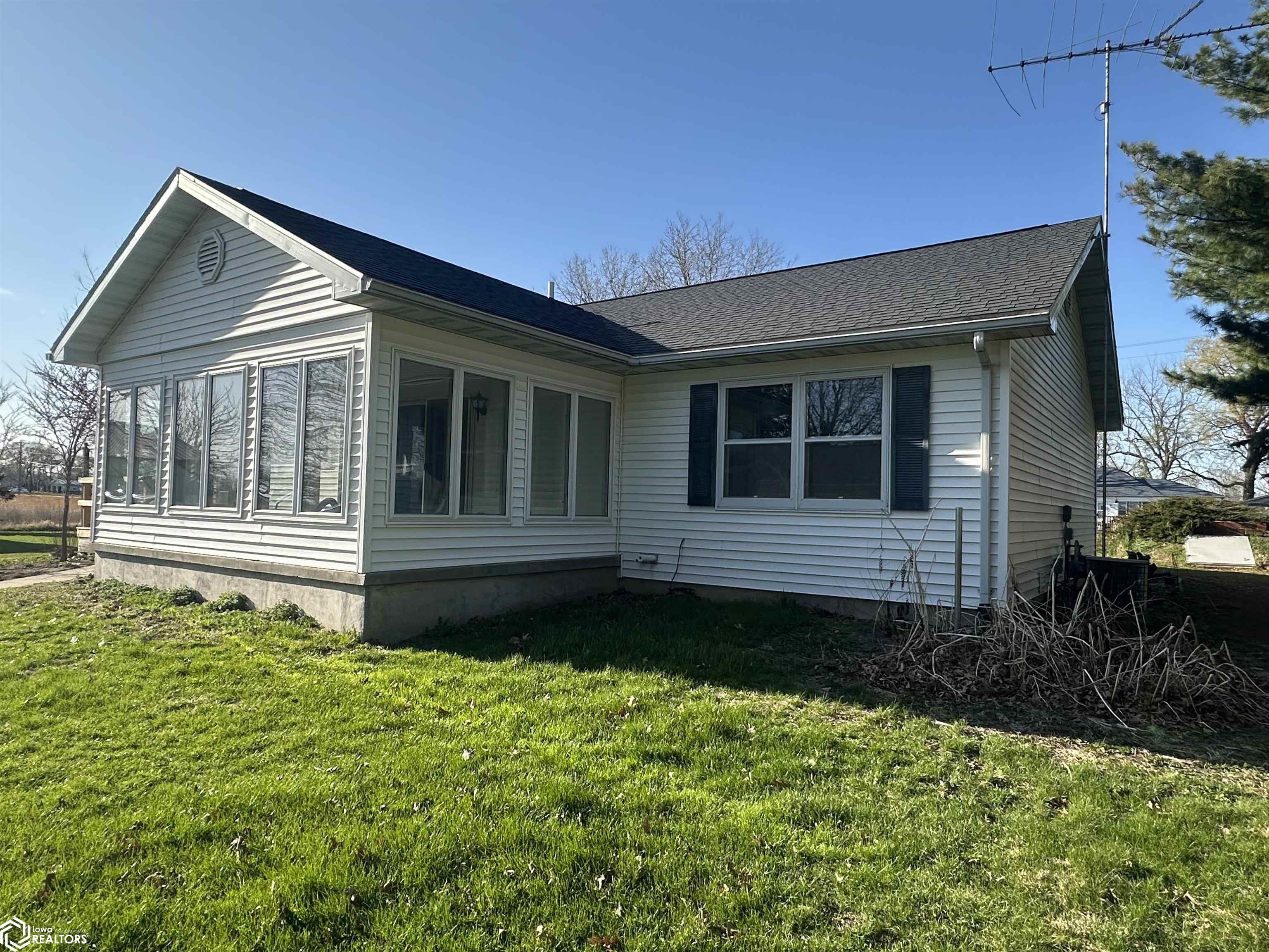 14151 County Road G62, Wapello, Iowa image 6
