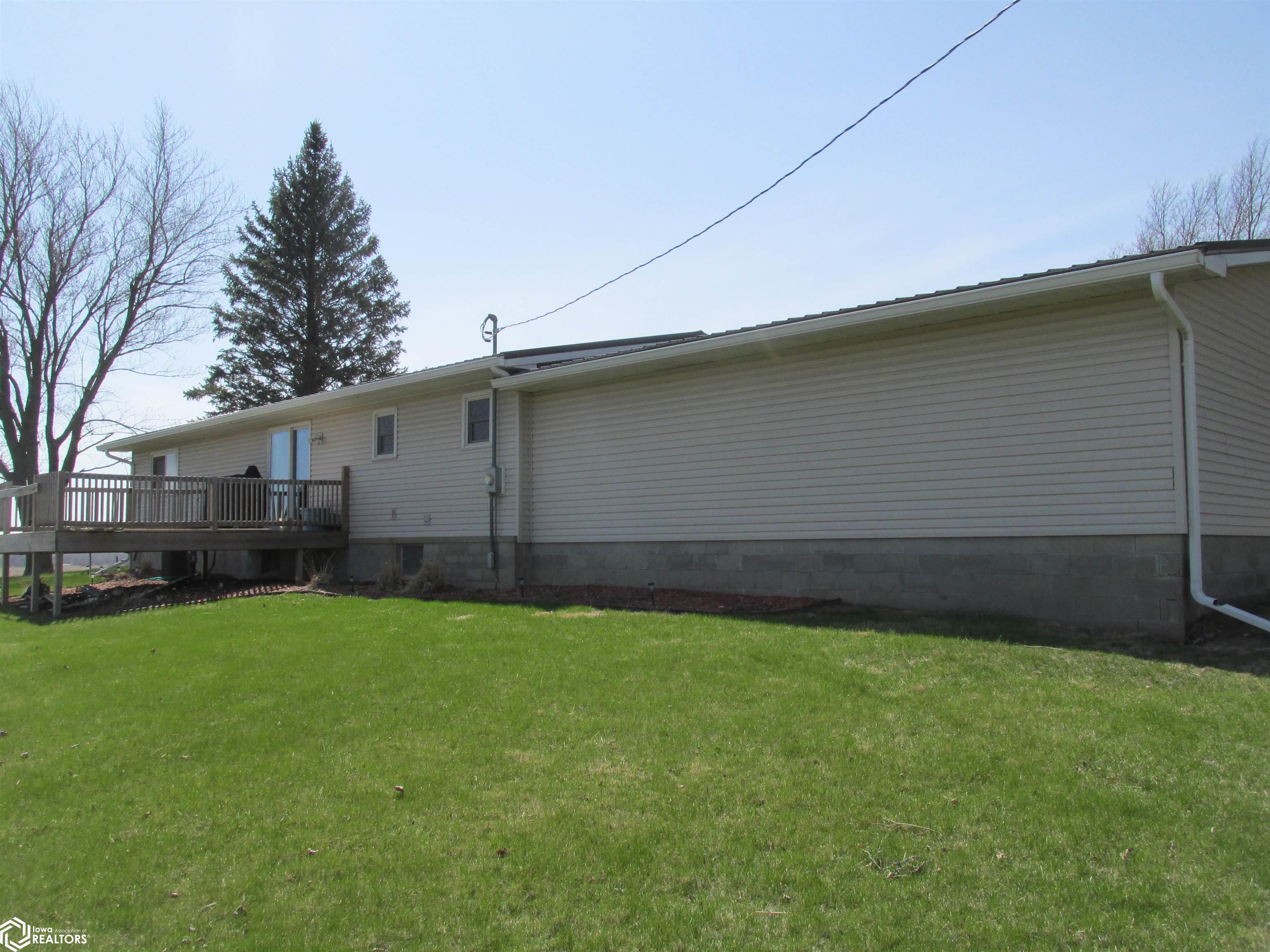 300 Roosevelt Street, Brayton, Iowa image 42