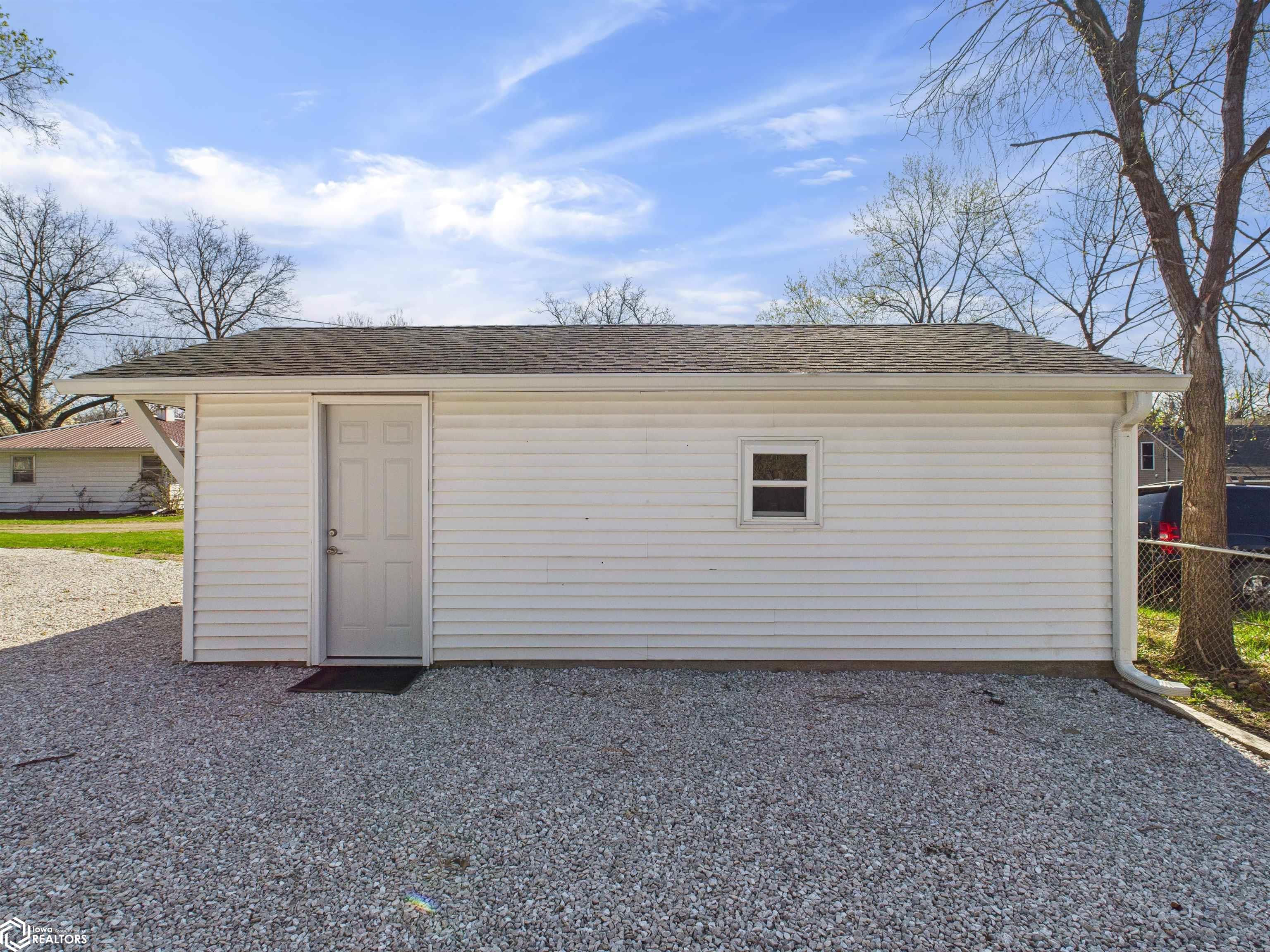 1050 Main St, Hamilton, Illinois image 11