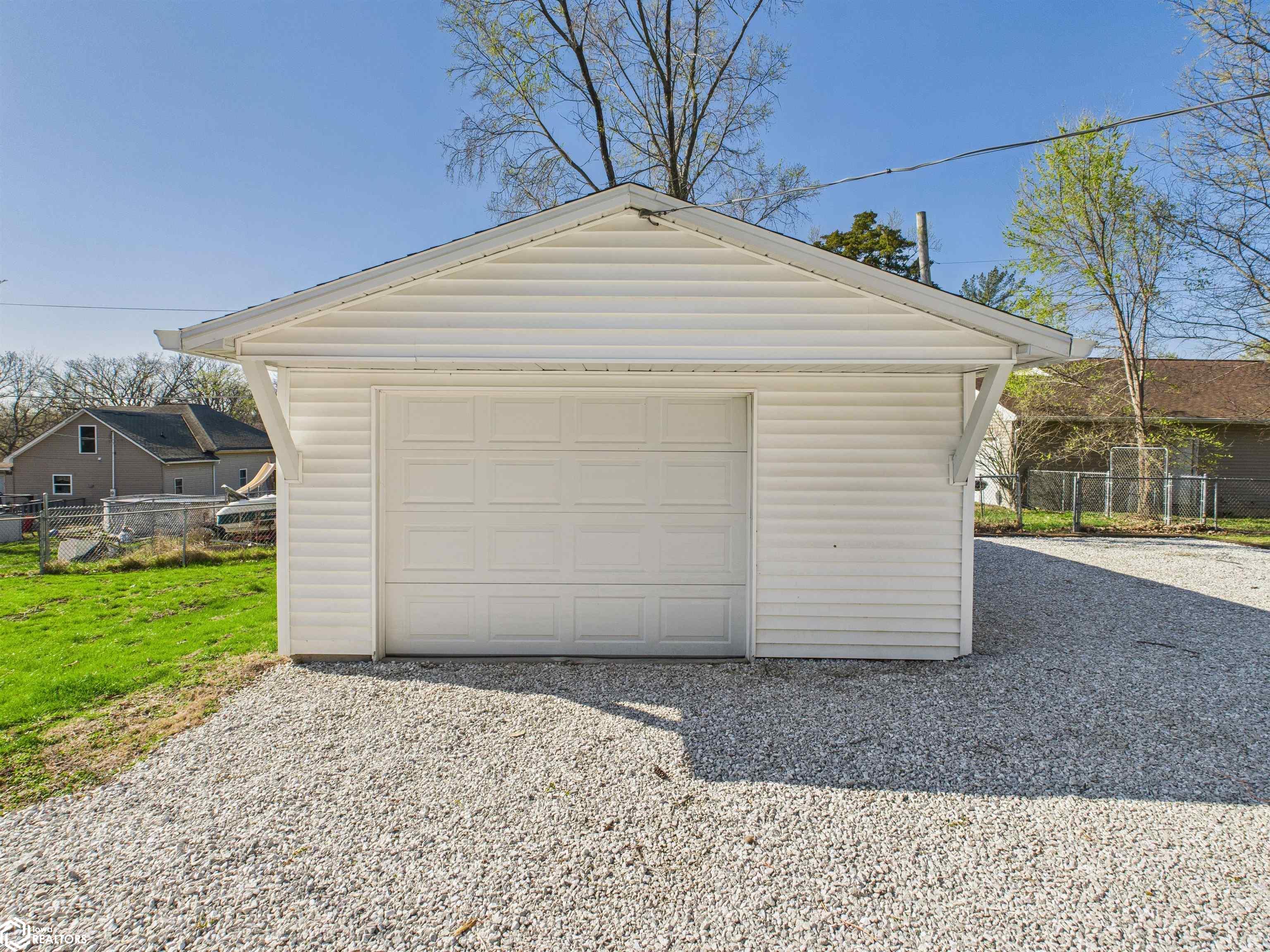 1050 Main St, Hamilton, Illinois image 12
