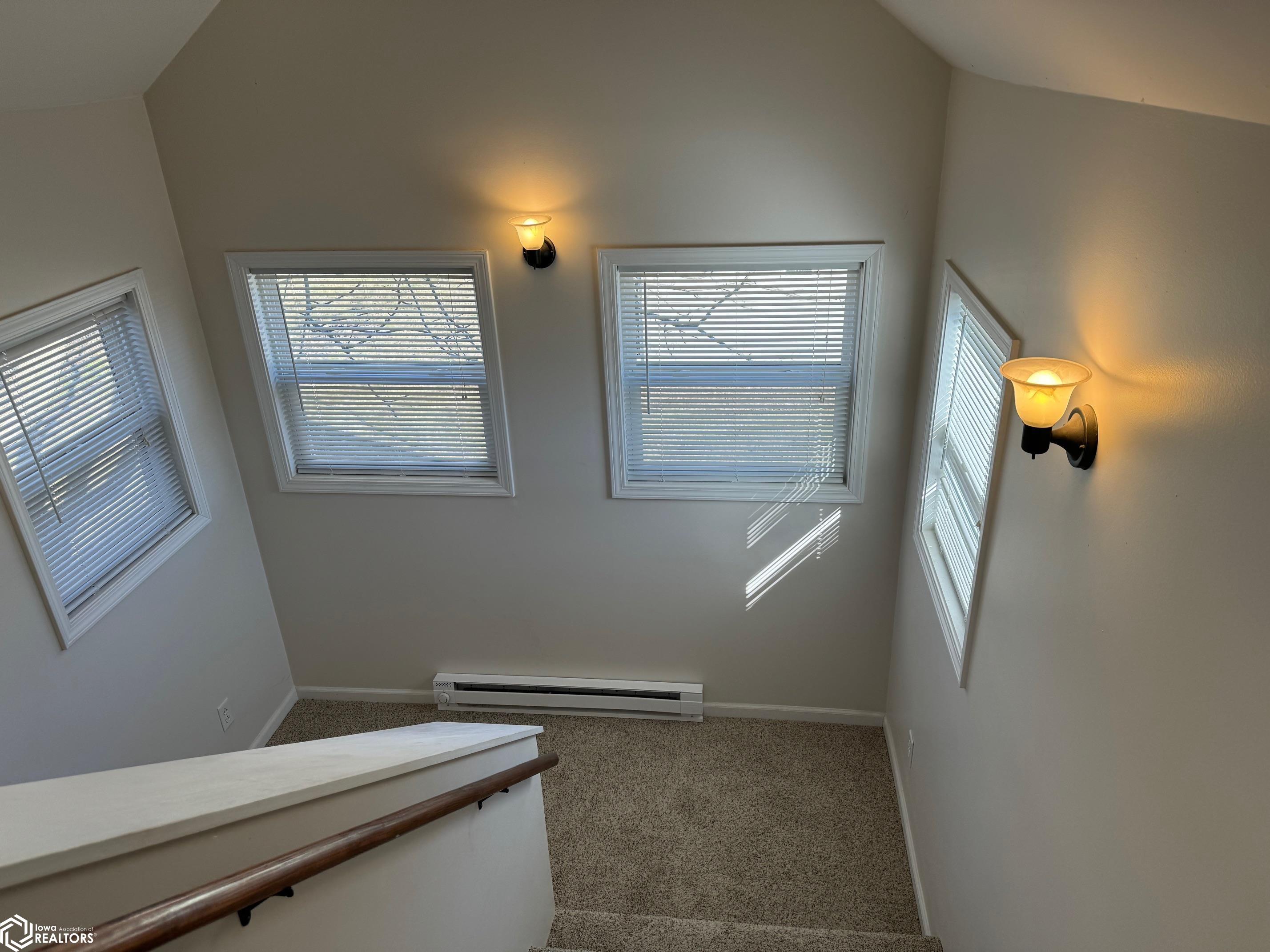 805 W Kirkwood Avenue, Fairfield, Iowa image 22