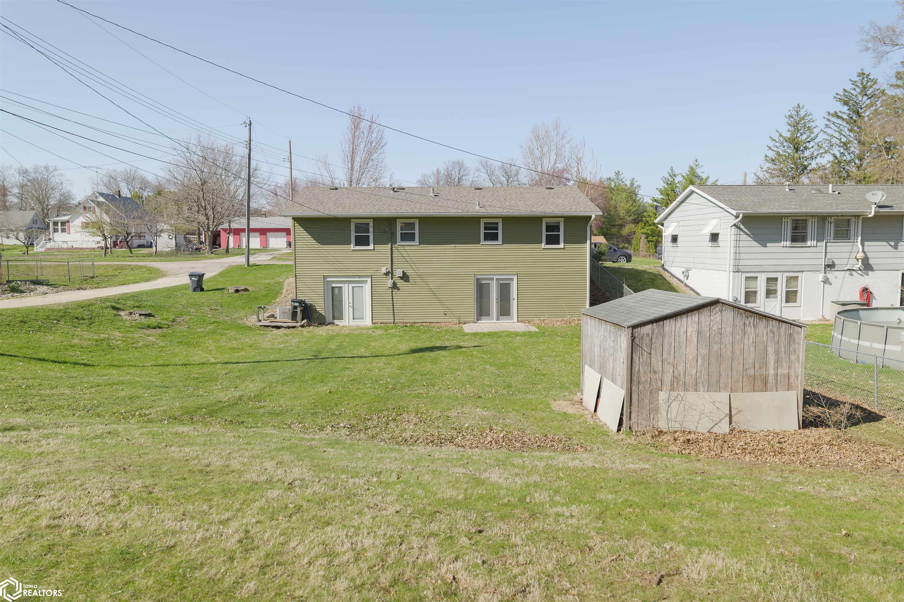 2305 Dekalb Street, Burlington, Iowa image 4