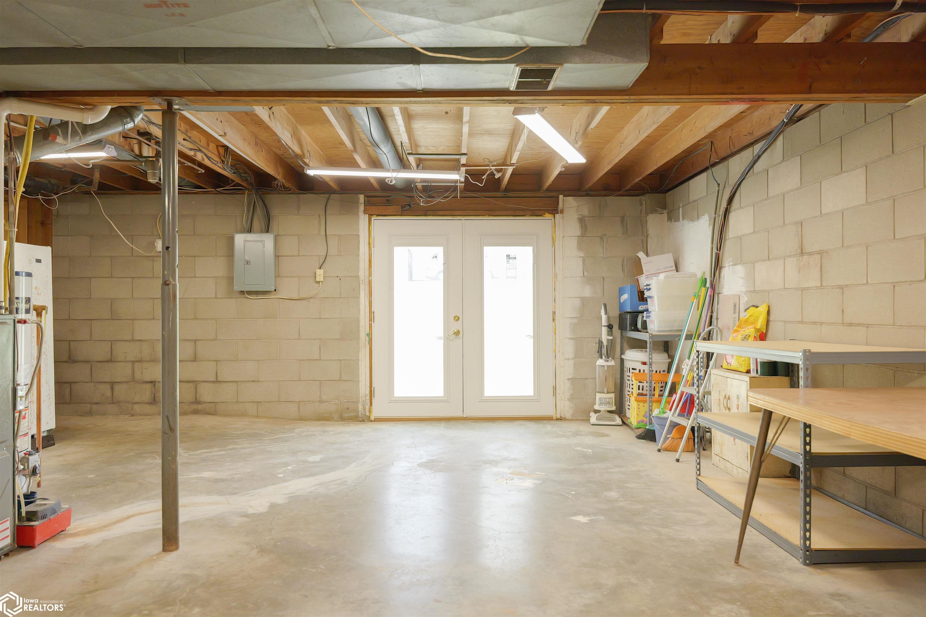 2305 Dekalb Street, Burlington, Iowa image 33