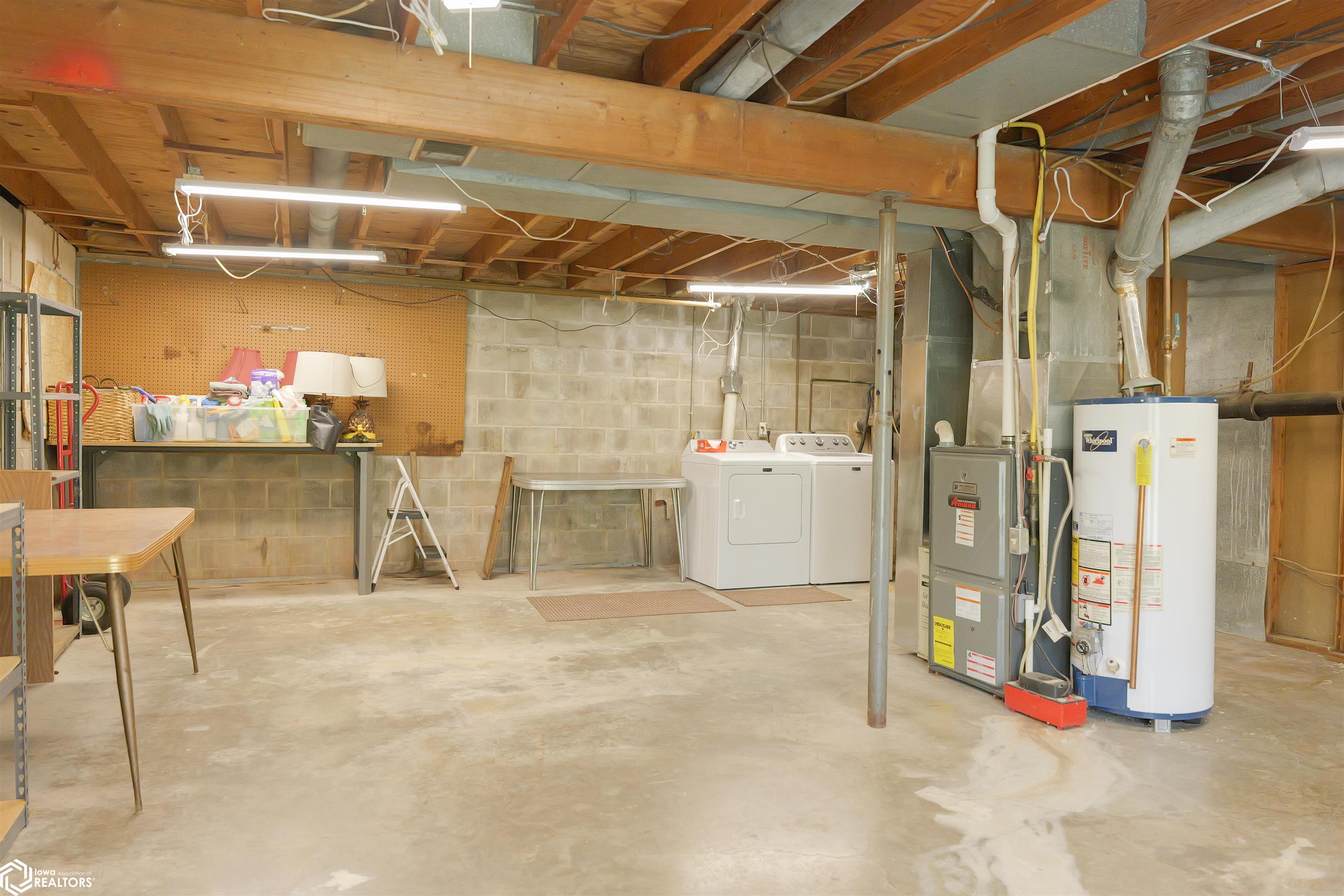 2305 Dekalb Street, Burlington, Iowa image 37