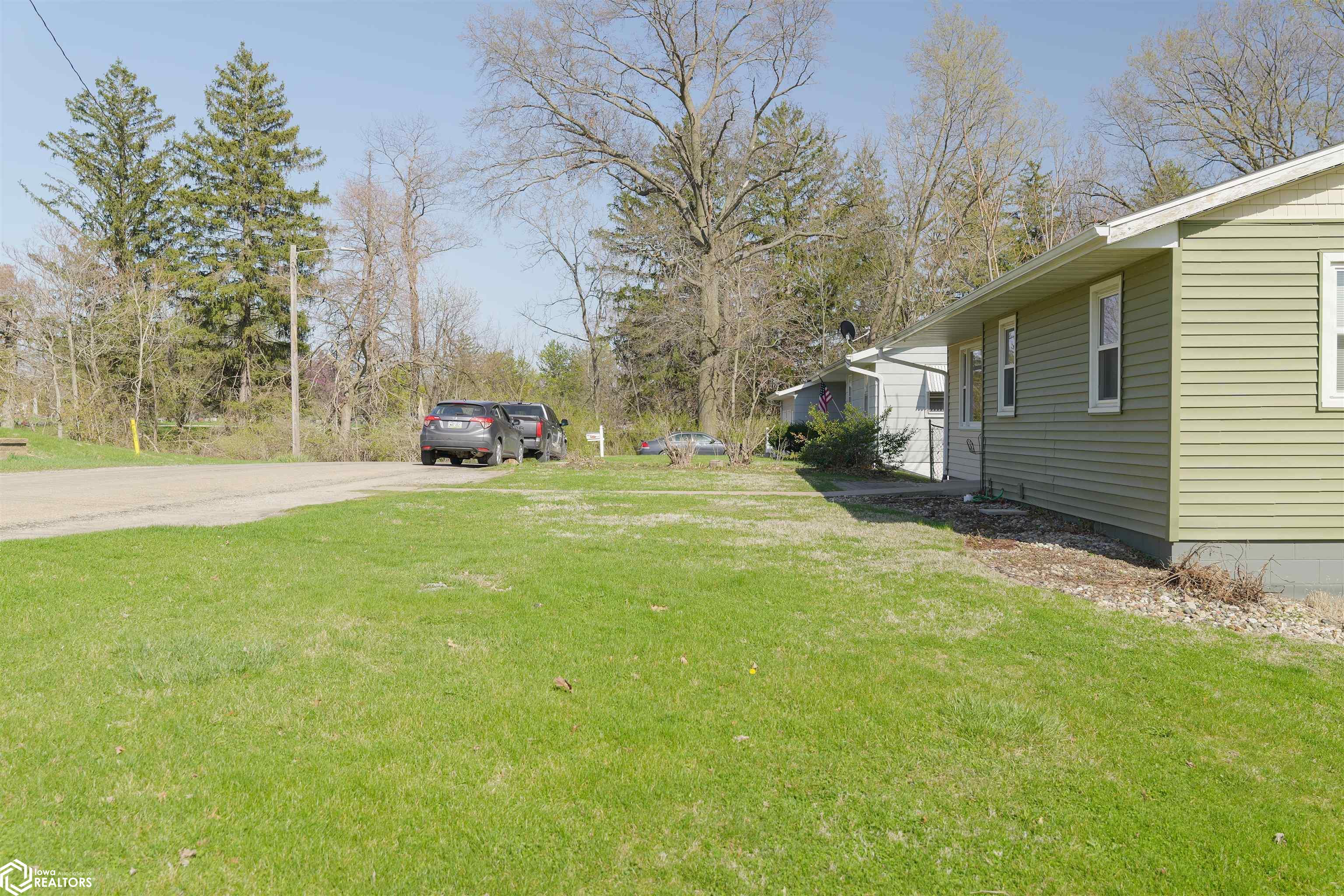 2305 Dekalb Street, Burlington, Iowa image 8