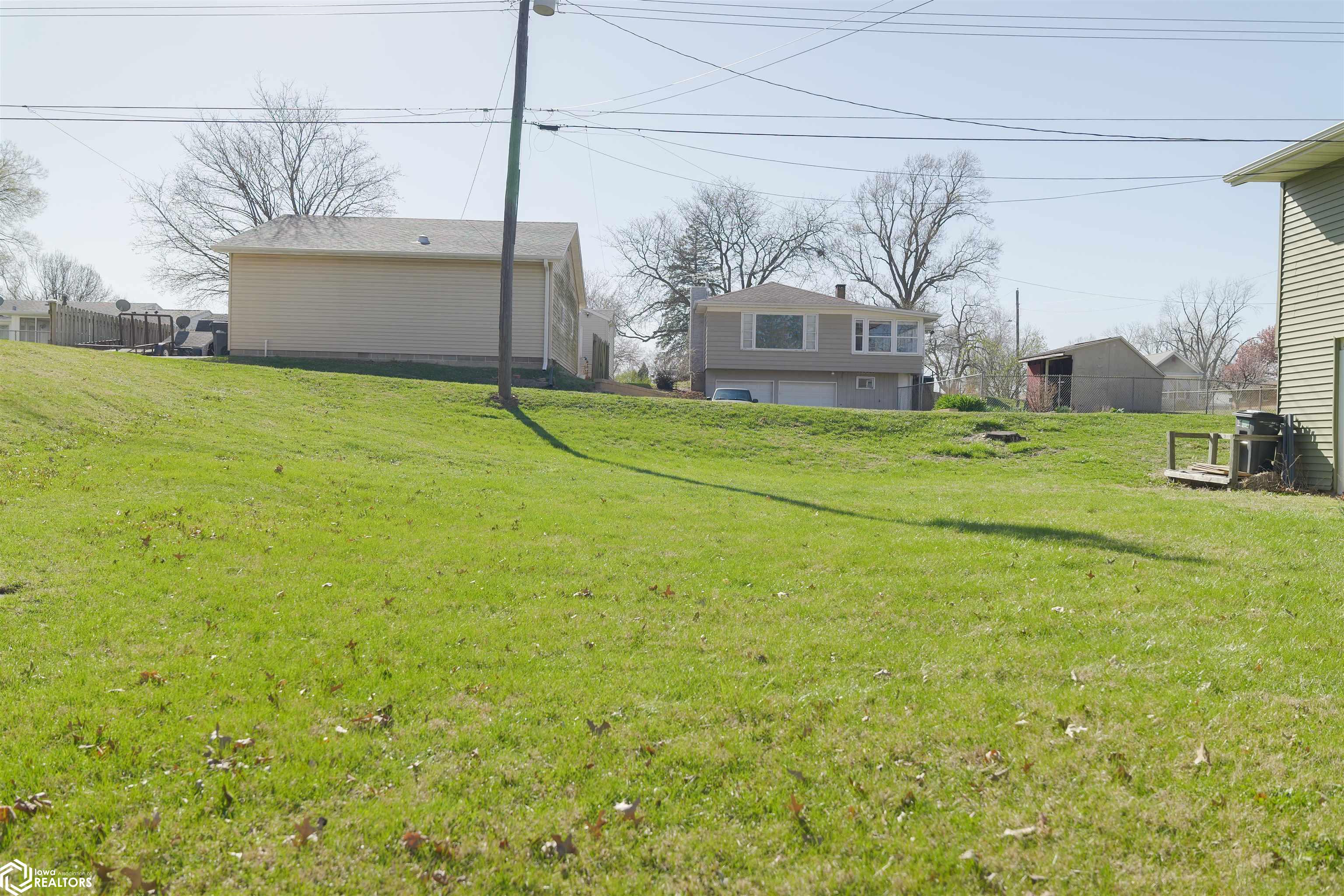 2305 Dekalb Street, Burlington, Iowa image 10
