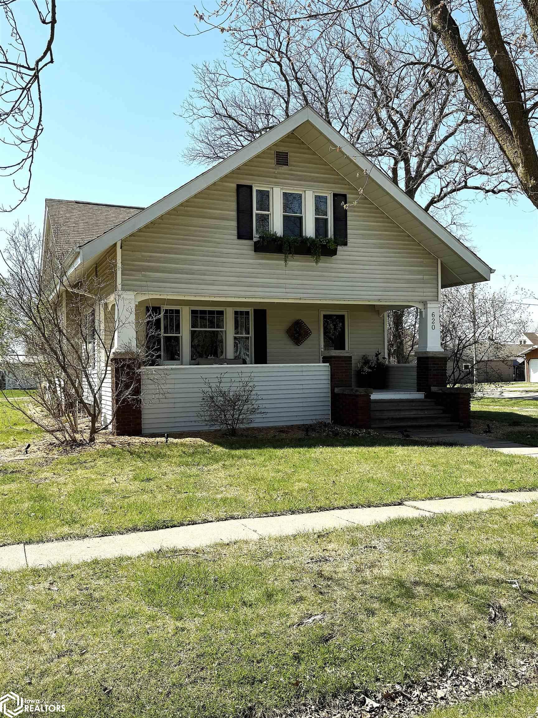 620 University Street, Donnellson, Iowa image 2