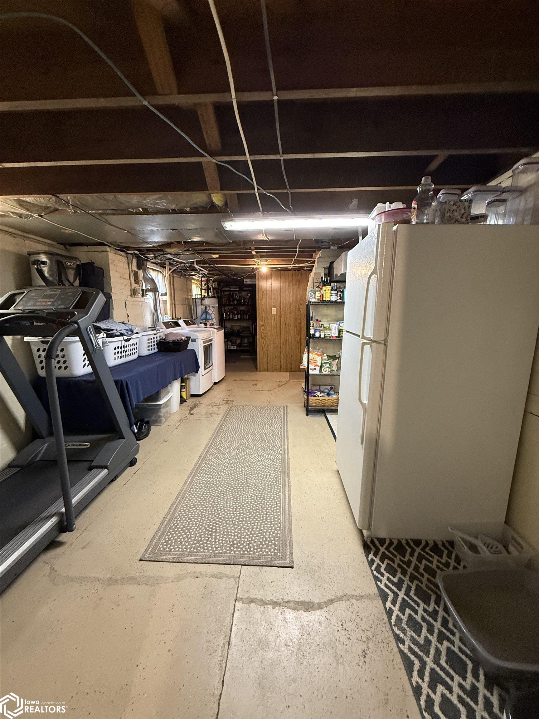620 University Street, Donnellson, Iowa image 37