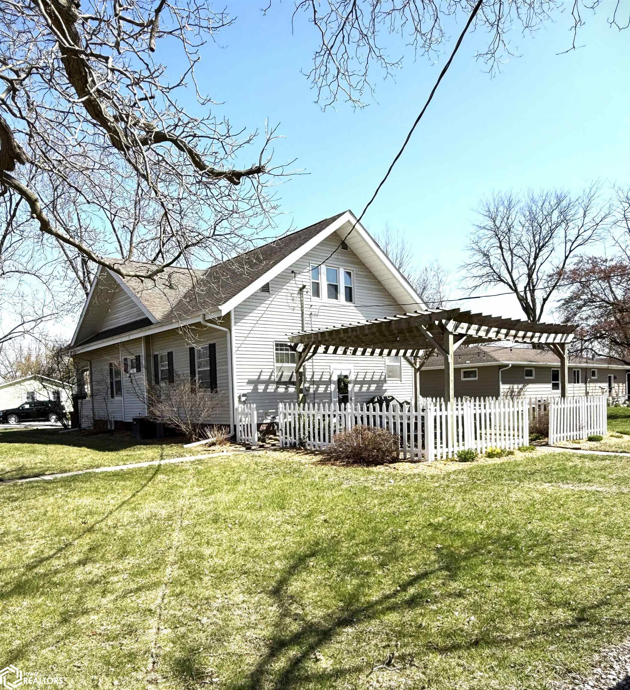 620 University Street, Donnellson, Iowa image 41