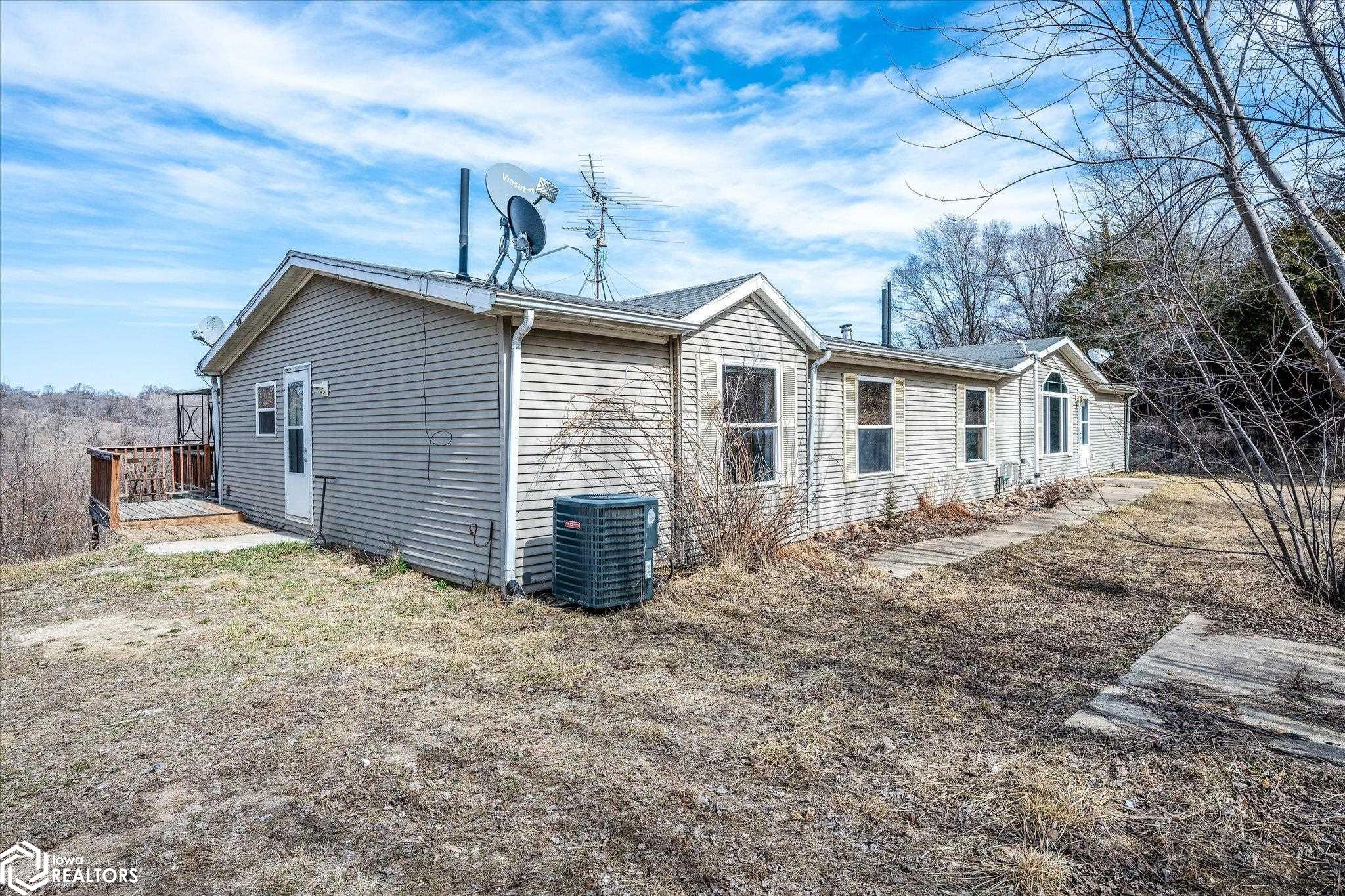 1737 Ithaca Avenue, Mondamin, Iowa image 2