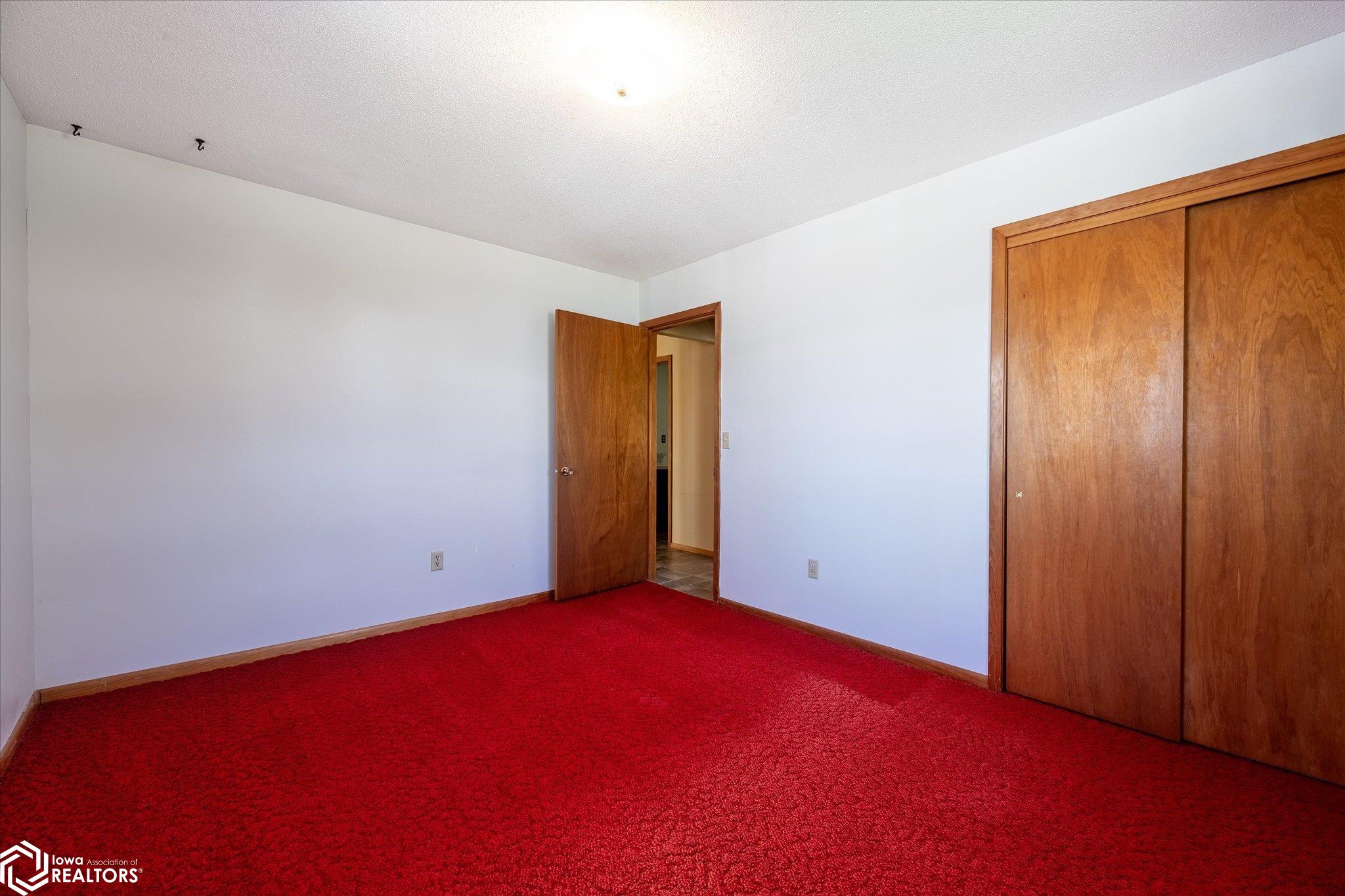 222 W 4th Street, Logan, Iowa image 15