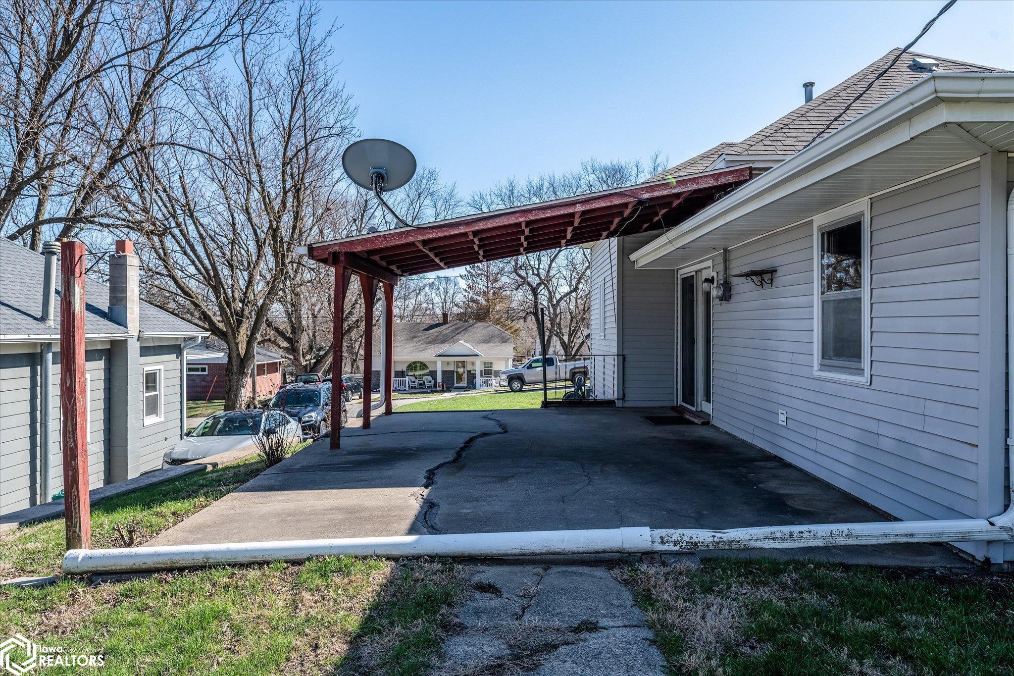 222 W 4th Street, Logan, Iowa image 23