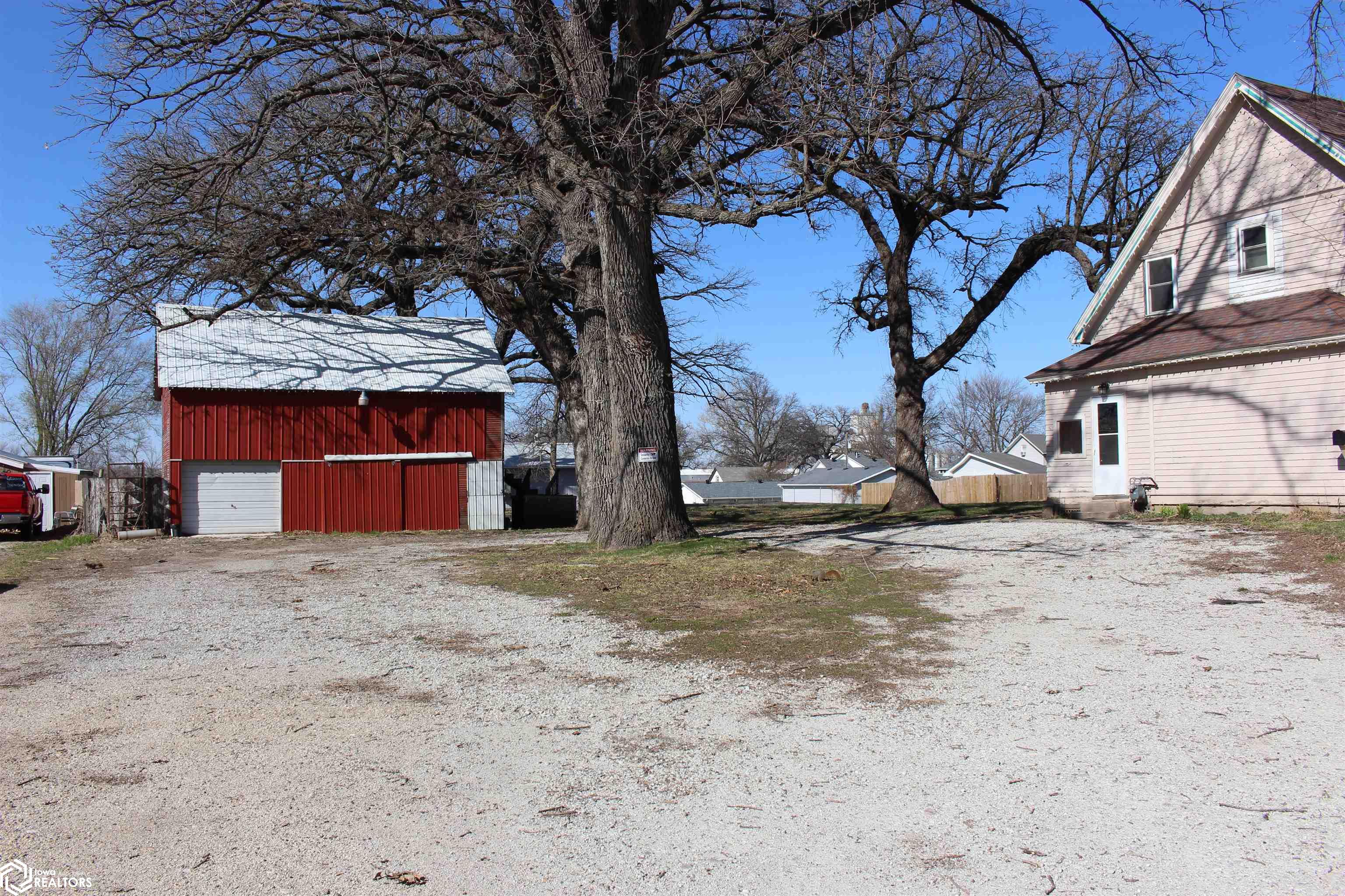 606 W 6th Street, Atlantic, Iowa image 2