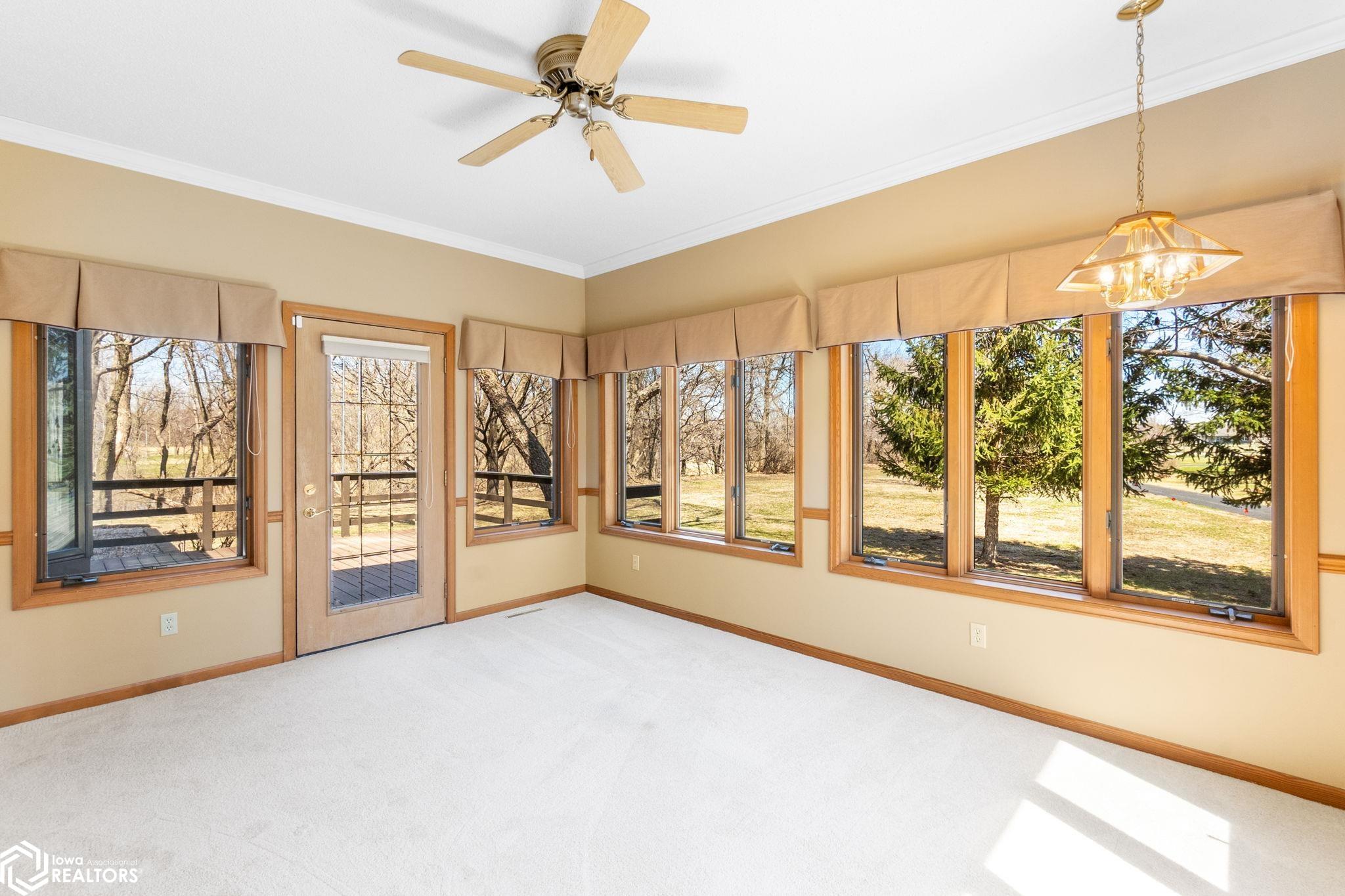 80 Ridge Road, Mason City, Iowa image 11