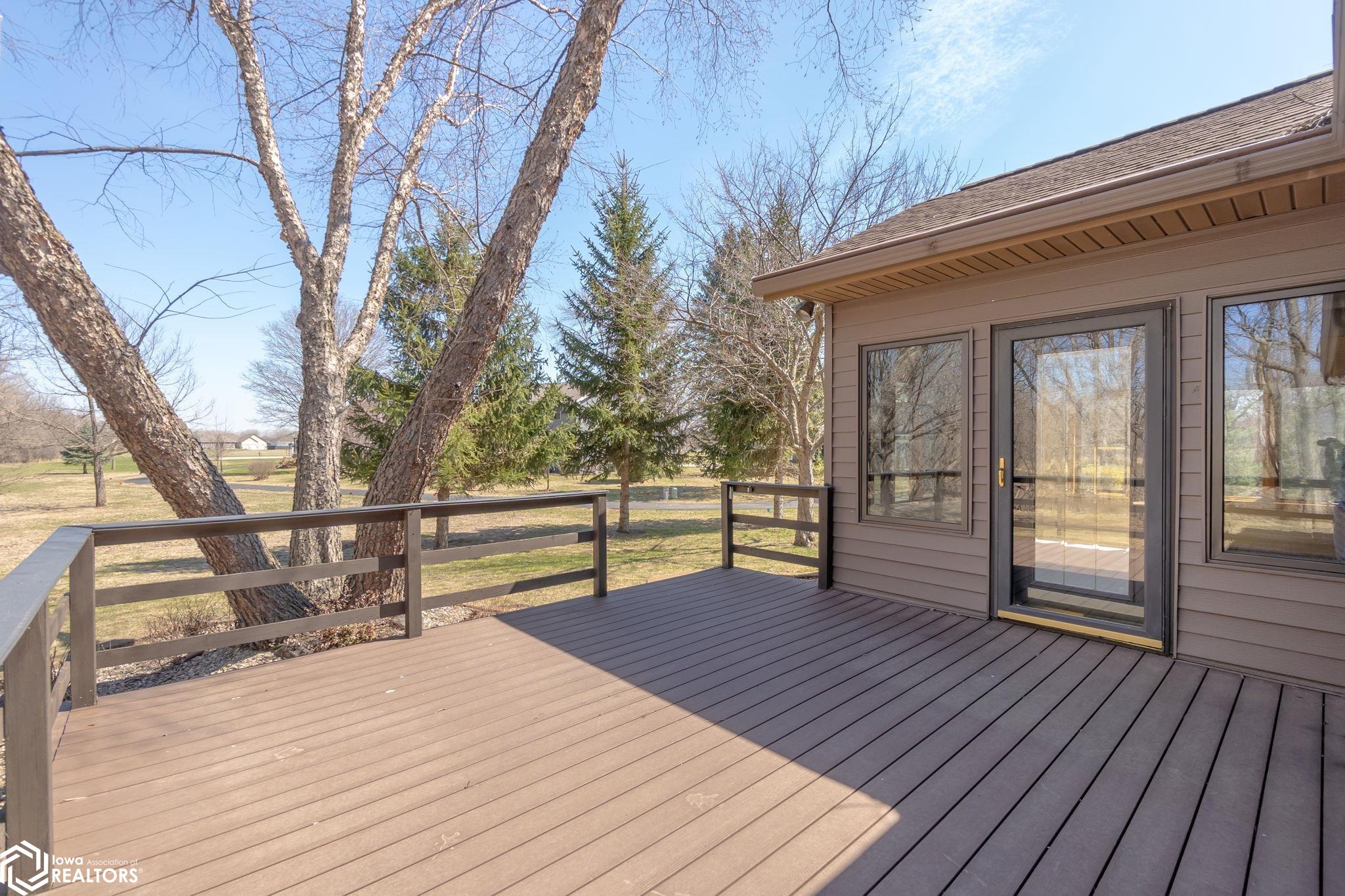 80 Ridge Road, Mason City, Iowa image 28