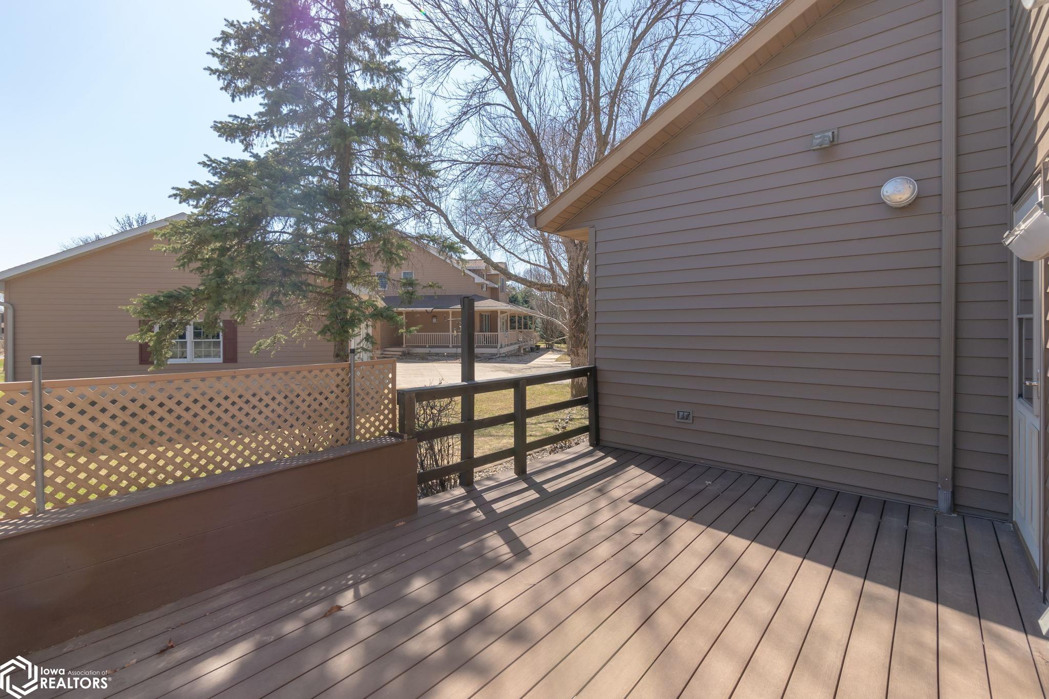 80 Ridge Road, Mason City, Iowa image 32