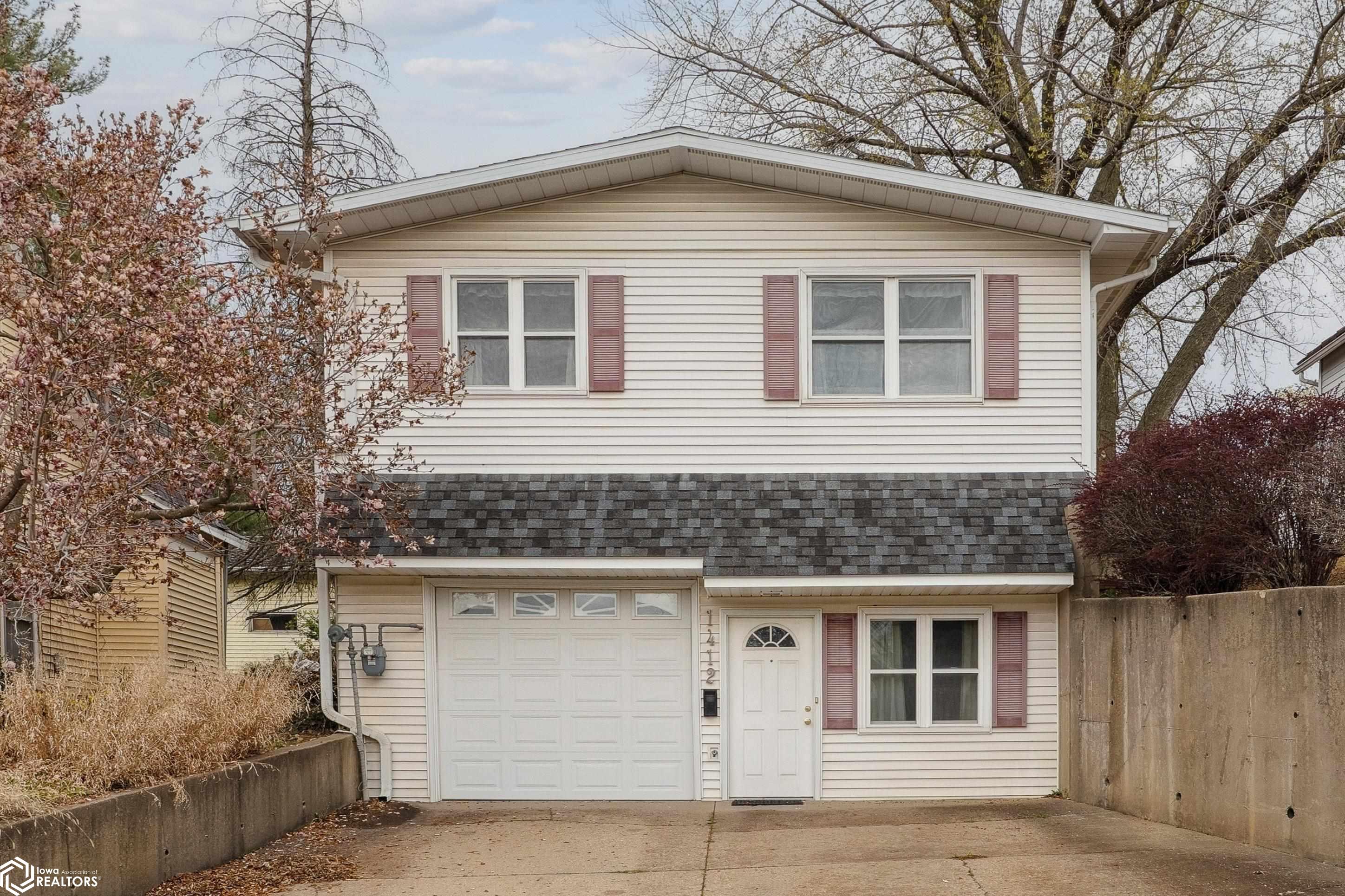 1412 Iowa Street, Burlington, Iowa image 2