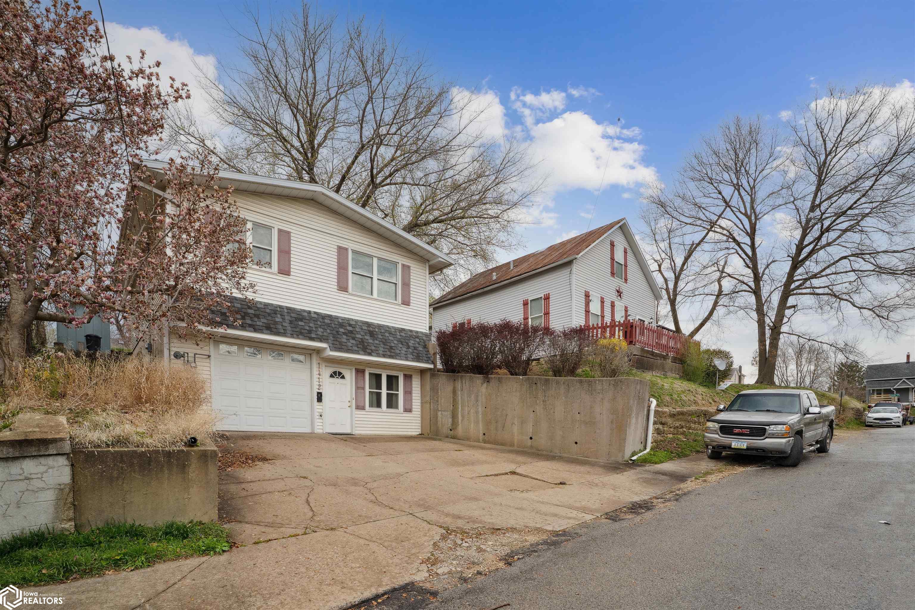 1412 Iowa Street, Burlington, Iowa image 3