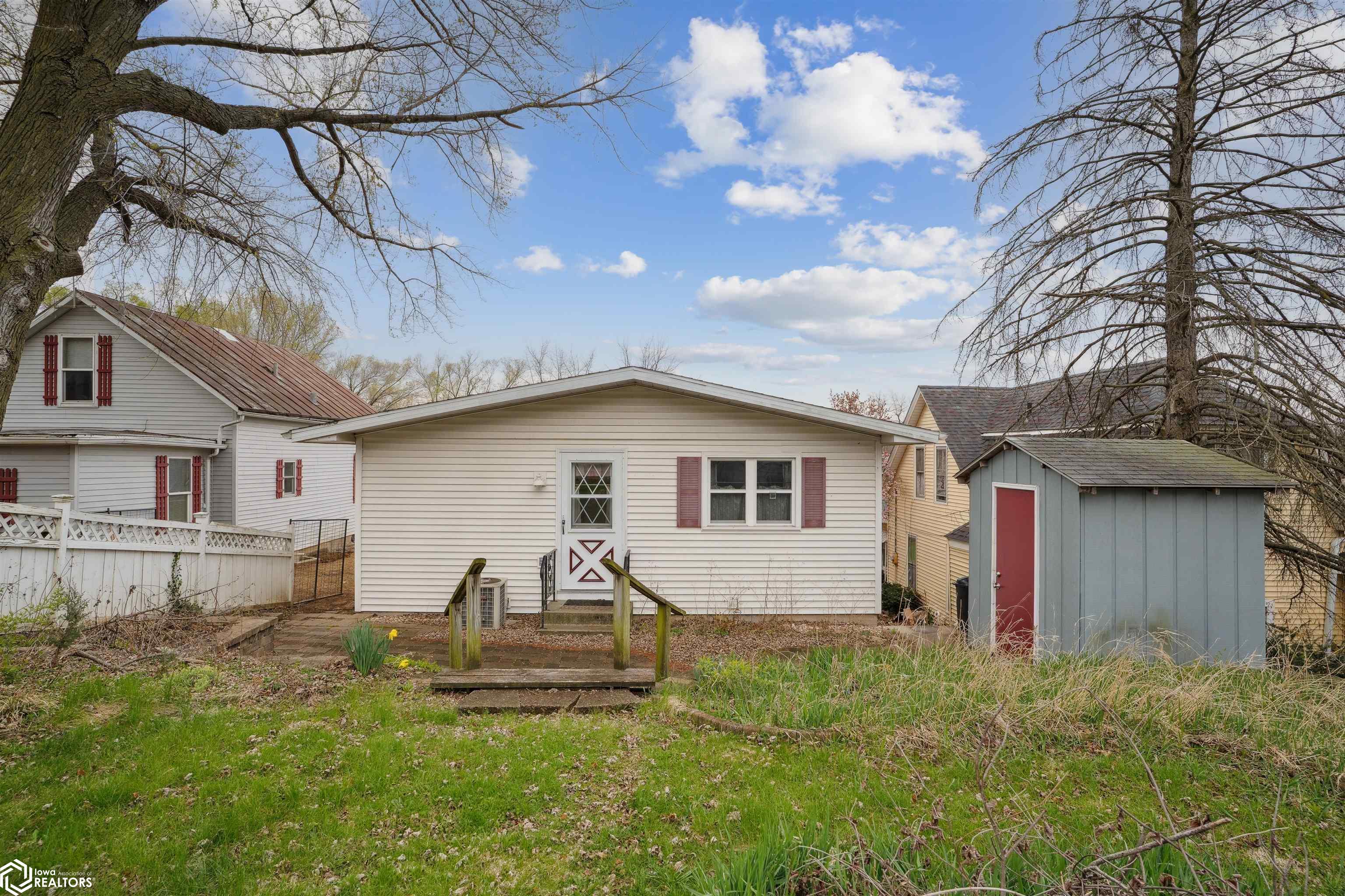 1412 Iowa Street, Burlington, Iowa image 22