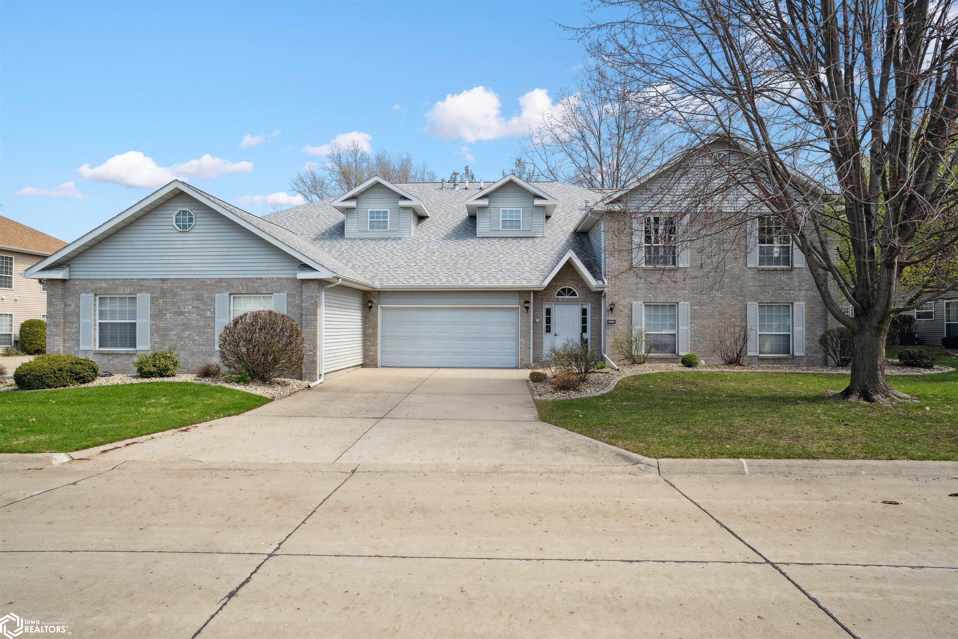 1504 Orchard Meadow Drive #B, Burlington, Iowa image 1