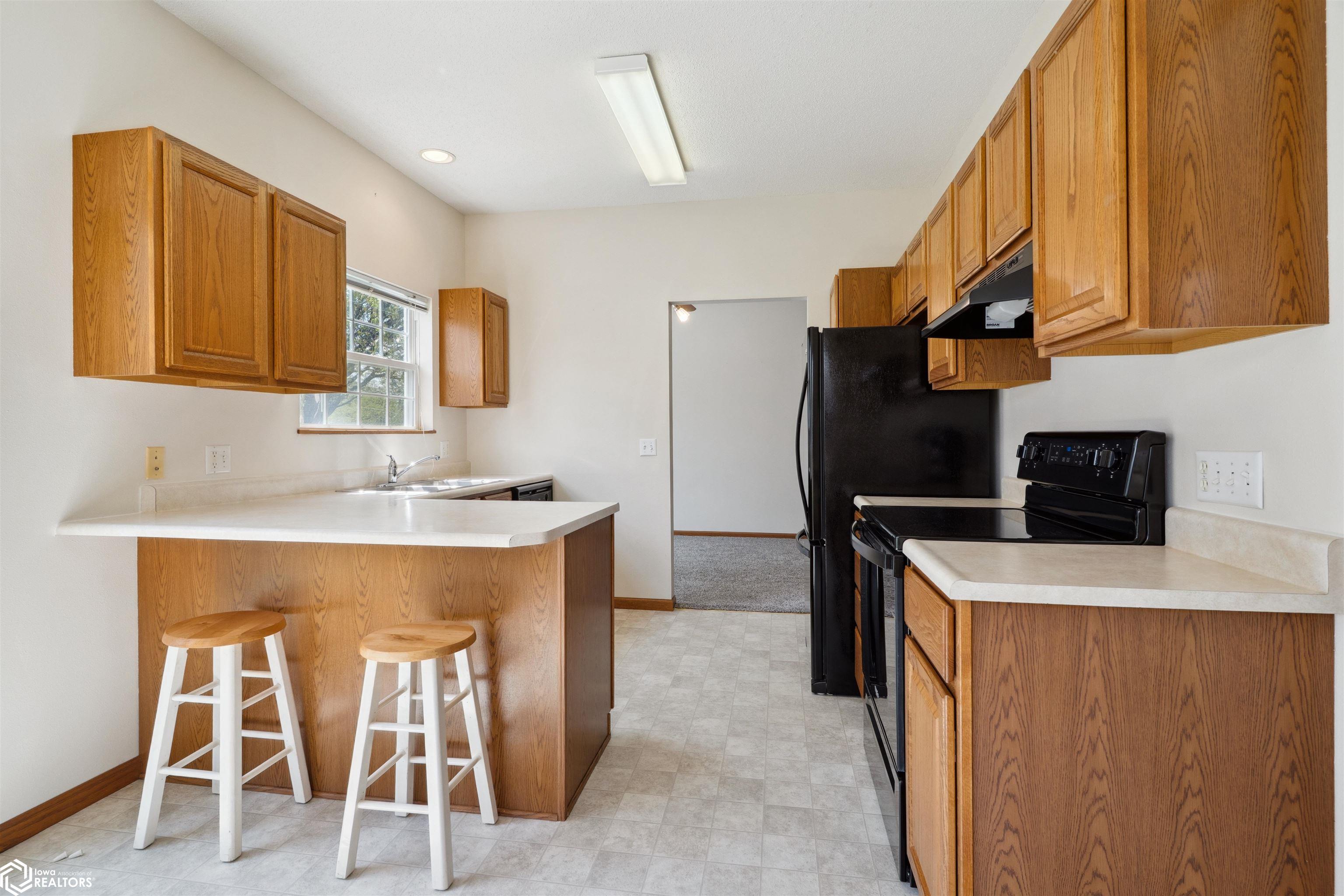 1504 Orchard Meadow Drive #B, Burlington, Iowa image 12