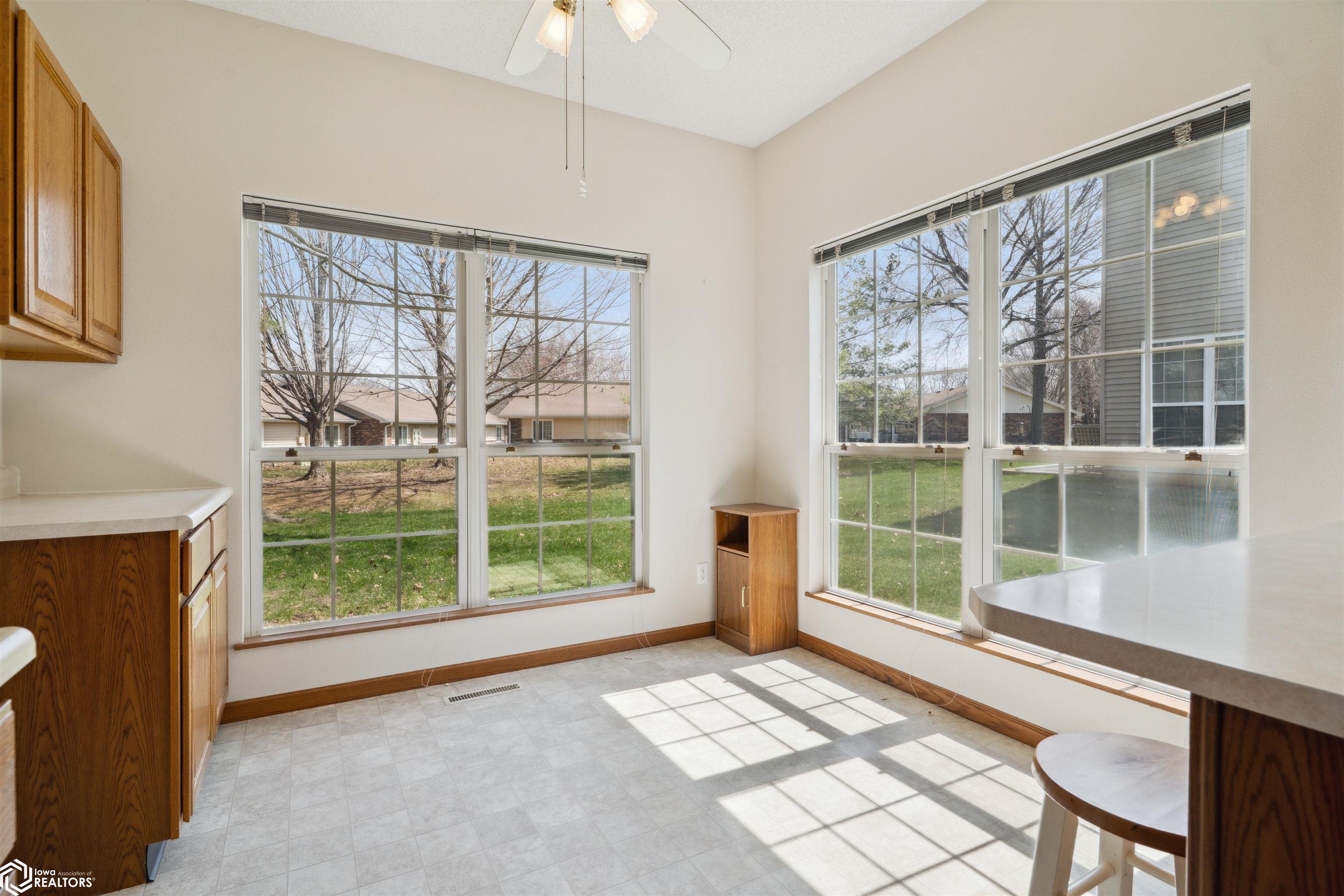 1504 Orchard Meadow Drive #B, Burlington, Iowa image 13