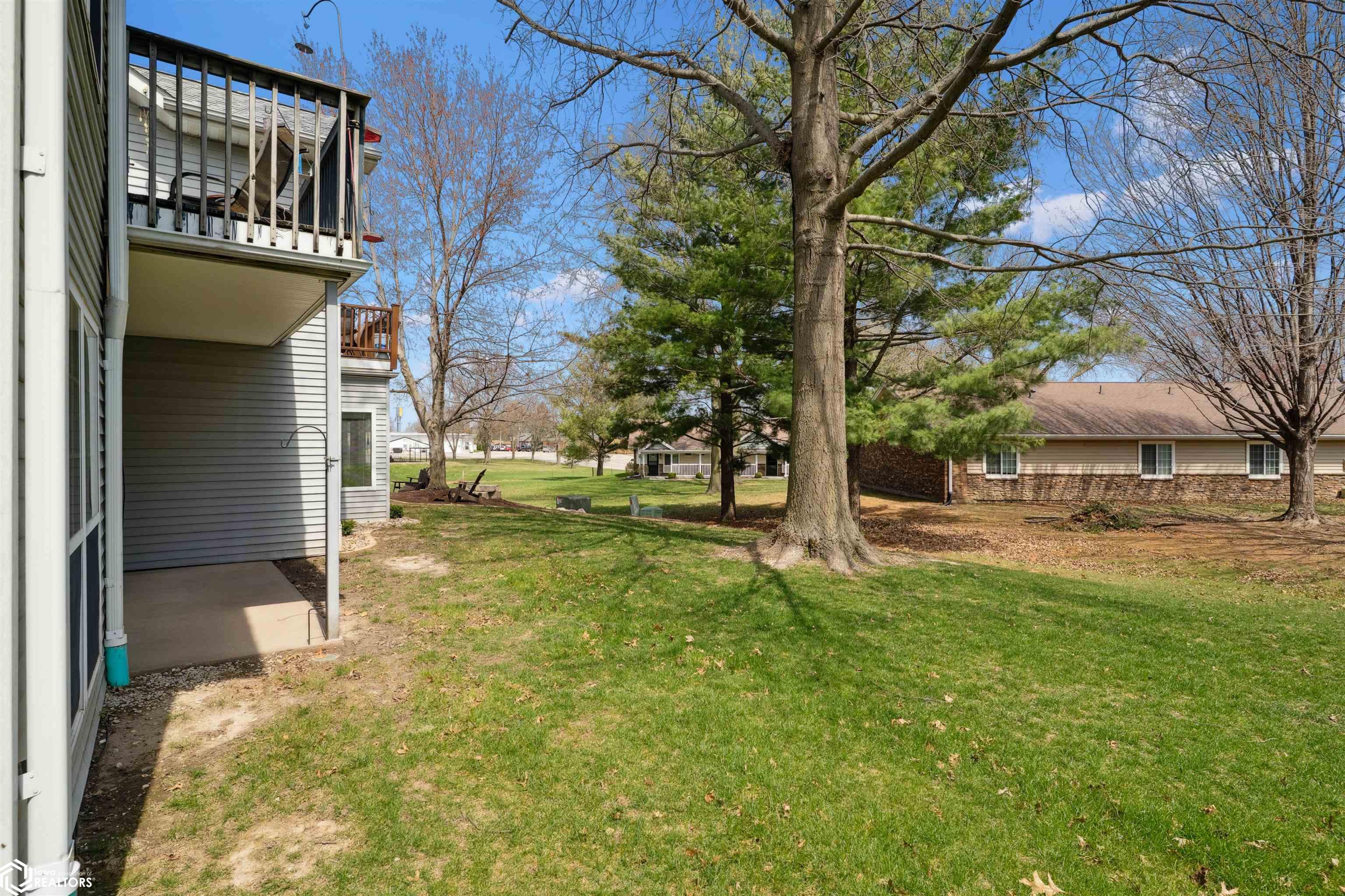 1504 Orchard Meadow Drive #B, Burlington, Iowa image 25