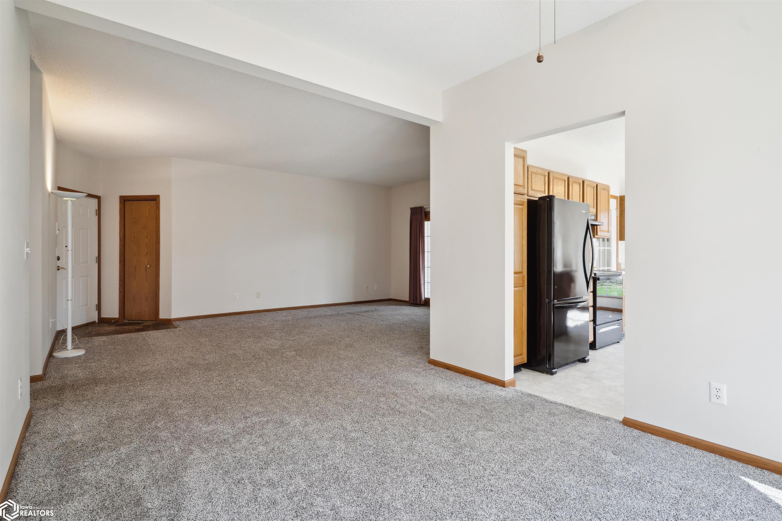 1504 Orchard Meadow Drive #B, Burlington, Iowa image 8