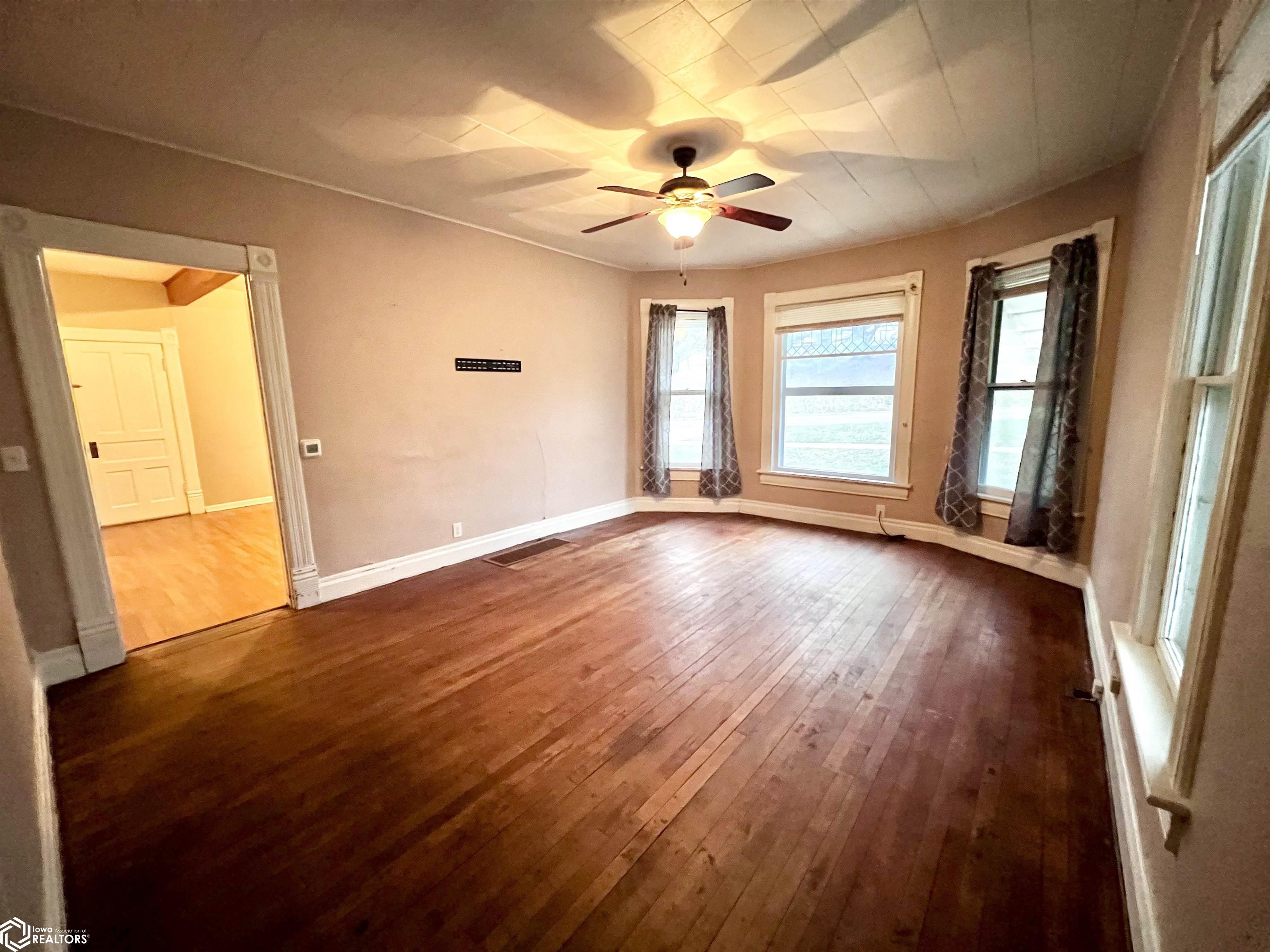 610 N Chestnut Street, Avoca, Iowa image 13