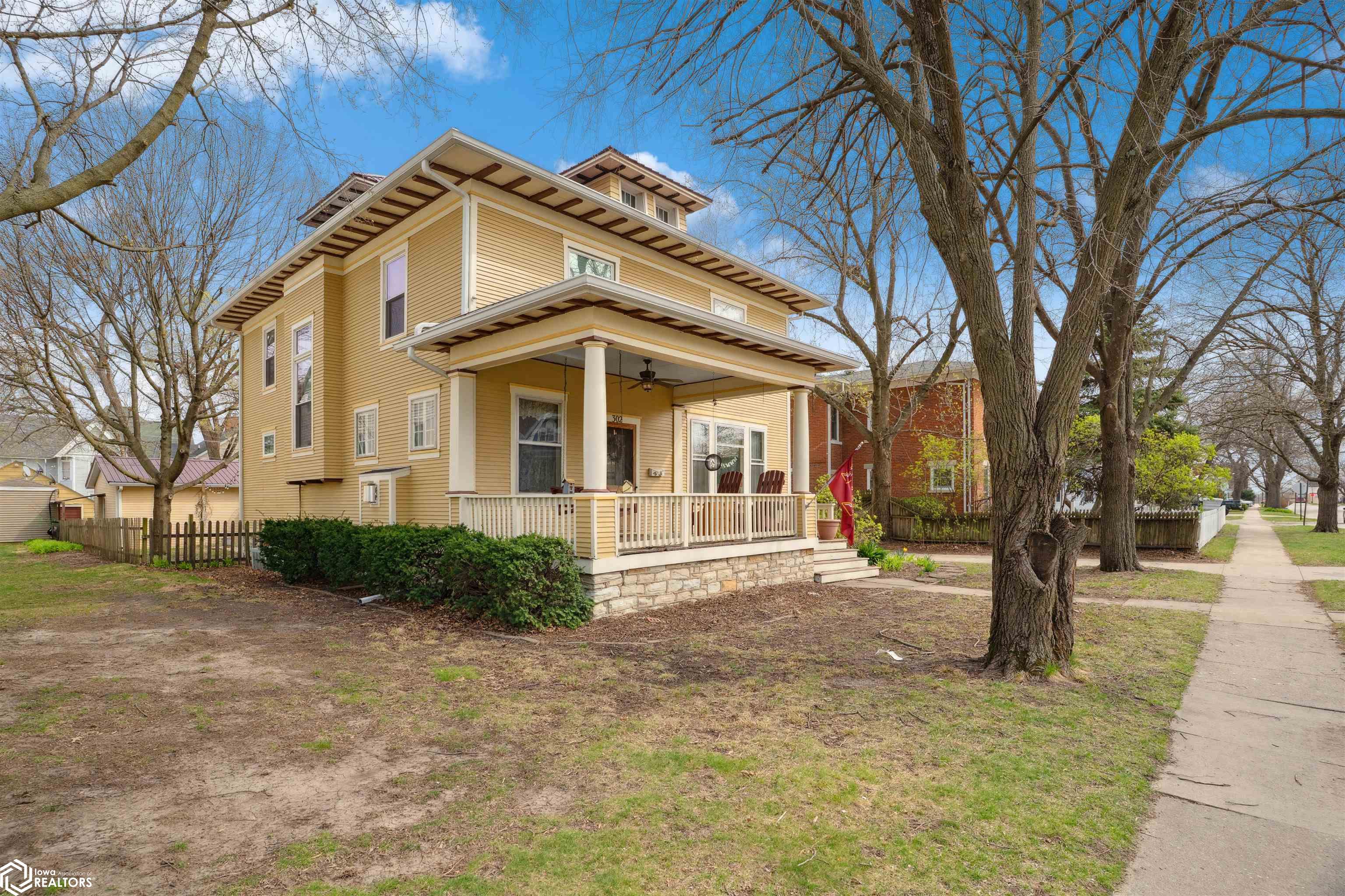302 N Adams Street, Mount Pleasant, Iowa image 2