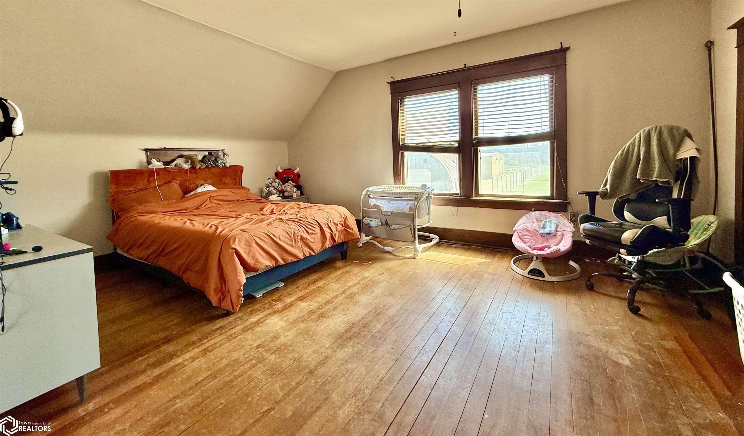 218 E Walnut Street, Conrad, Iowa image 14
