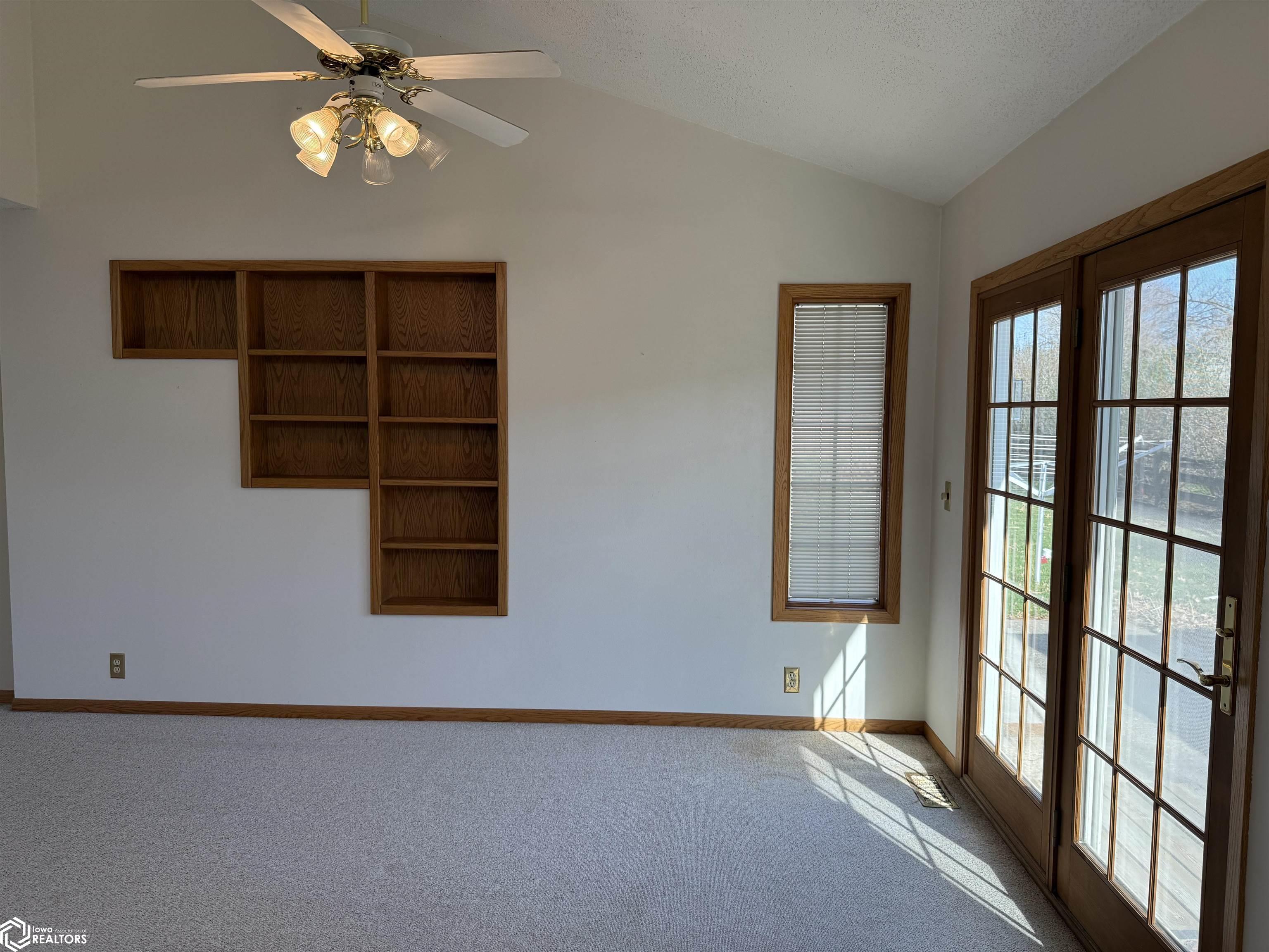 510 Roberts Terrace, Marshalltown, Iowa image 13