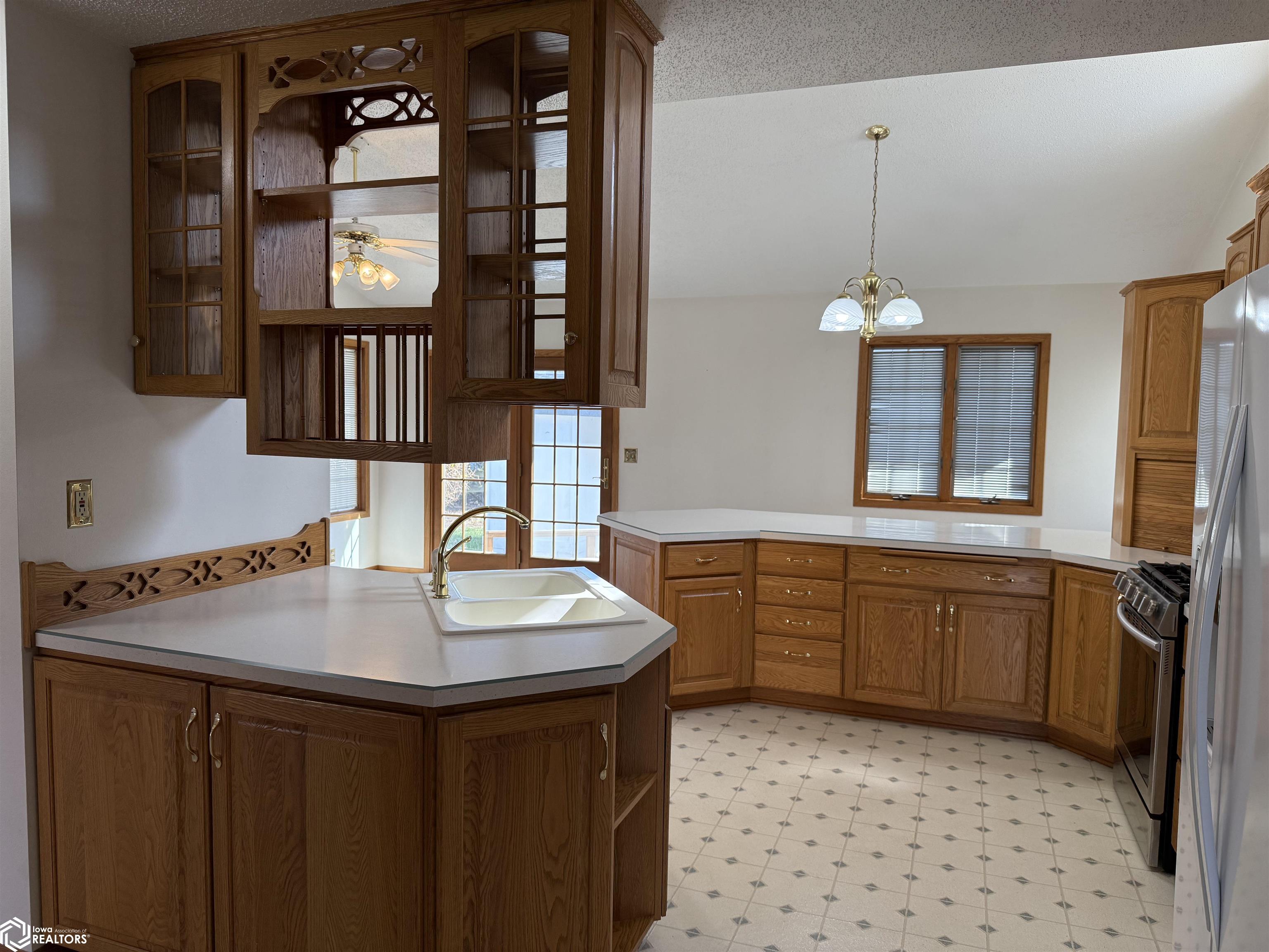 510 Roberts Terrace, Marshalltown, Iowa image 14