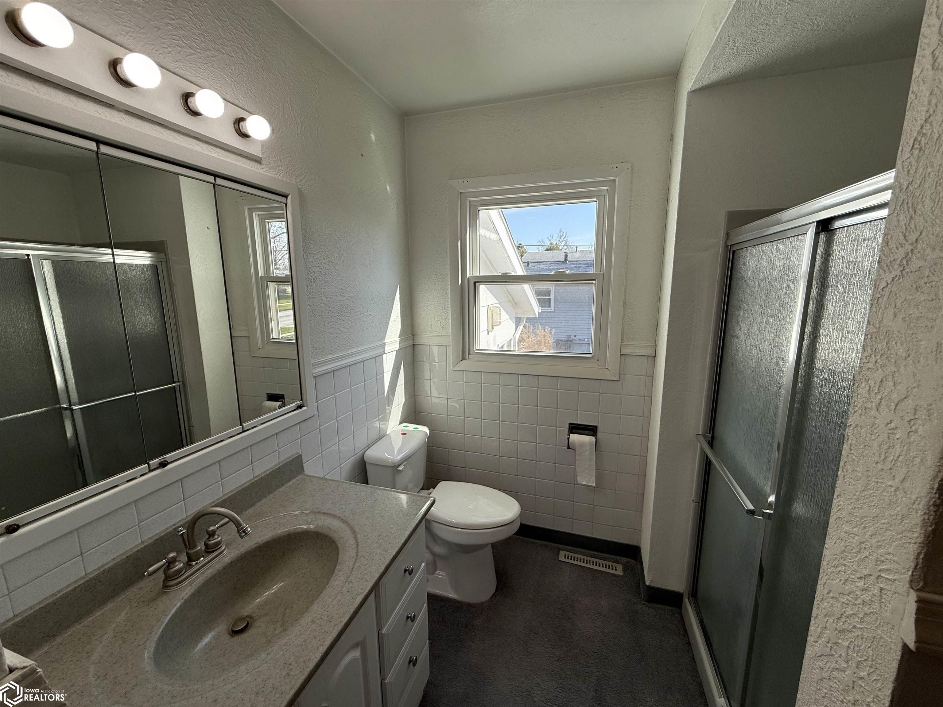 510 Roberts Terrace, Marshalltown, Iowa image 18