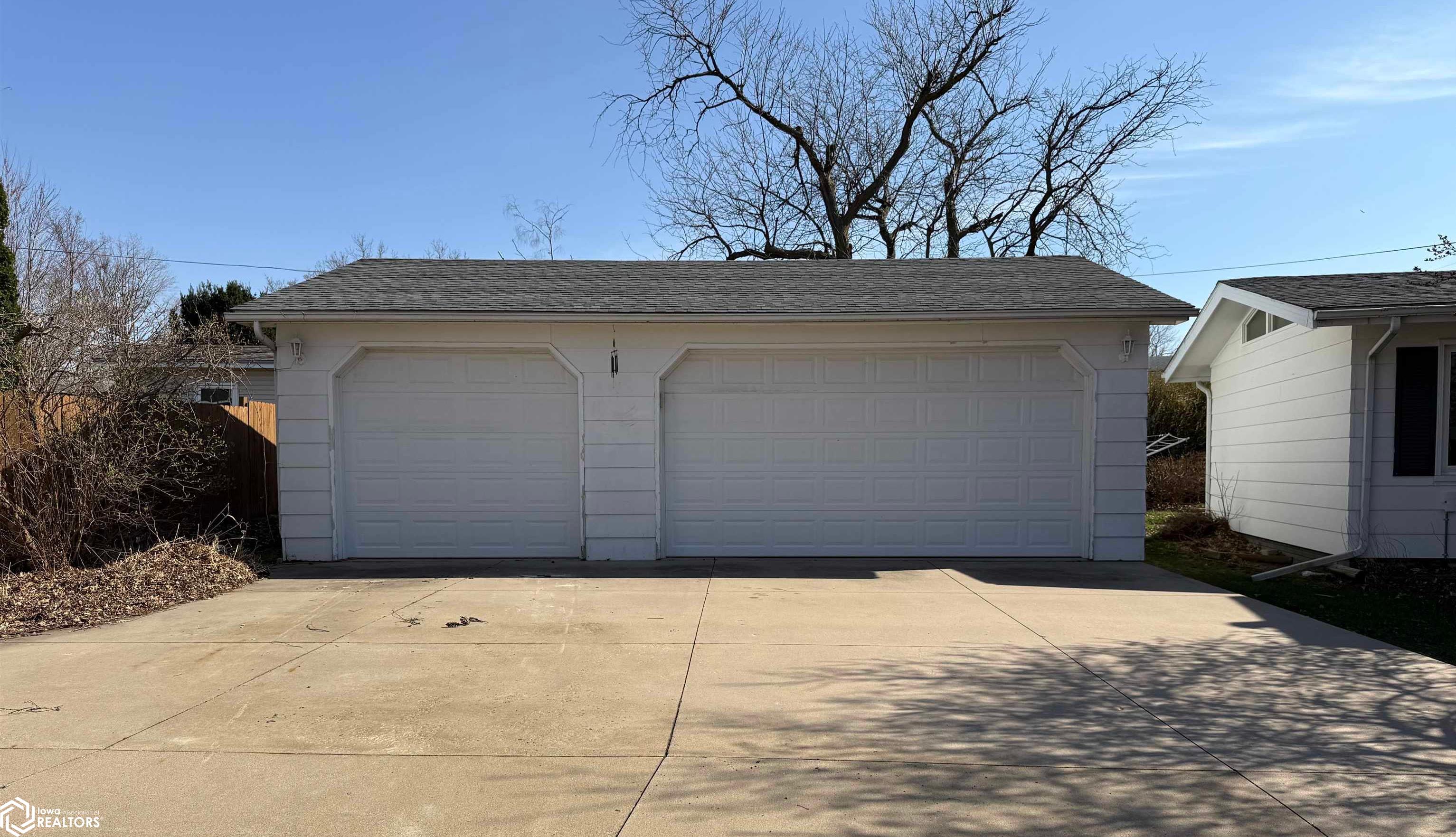 510 Roberts Terrace, Marshalltown, Iowa image 3