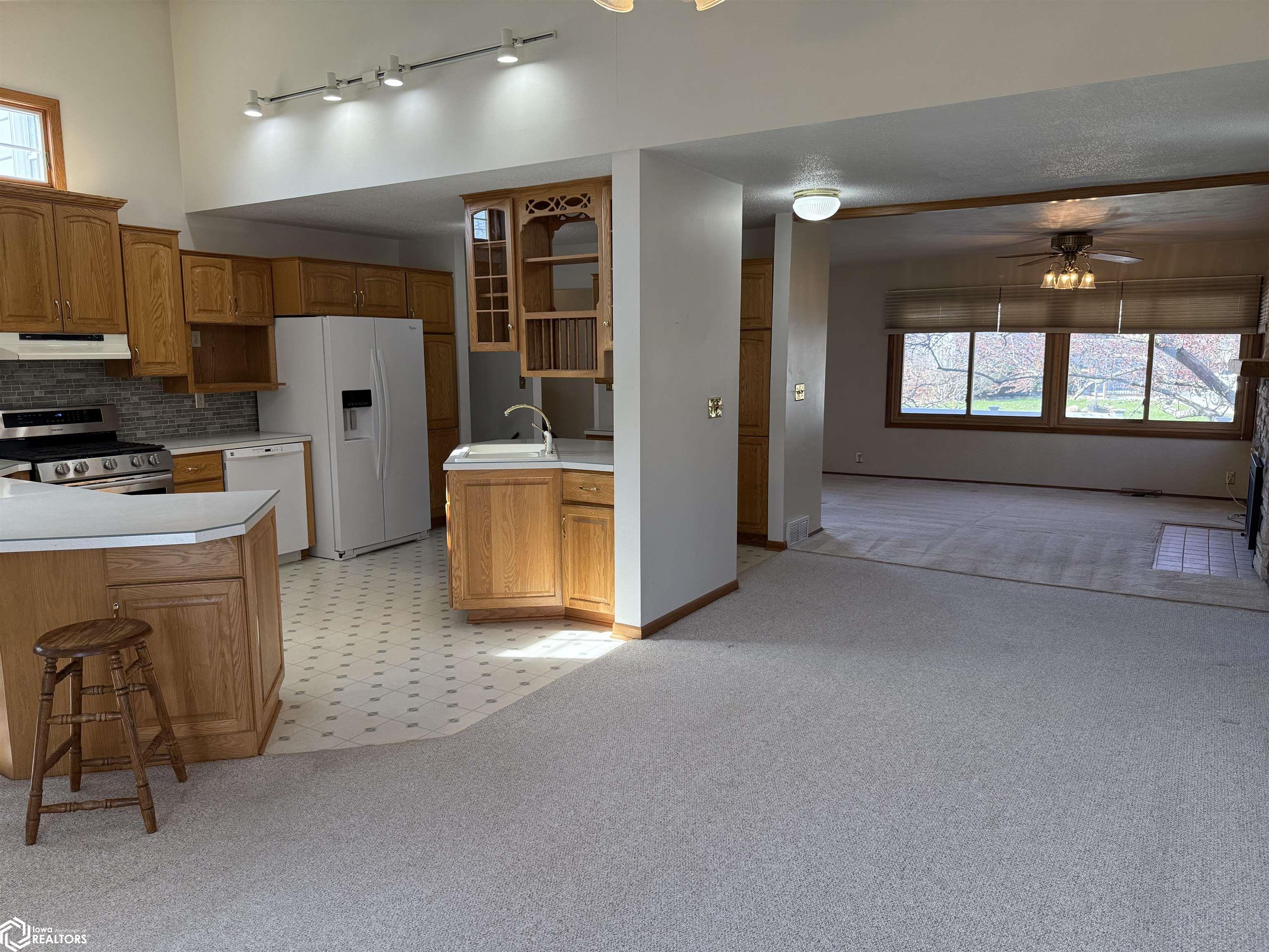 510 Roberts Terrace, Marshalltown, Iowa image 9