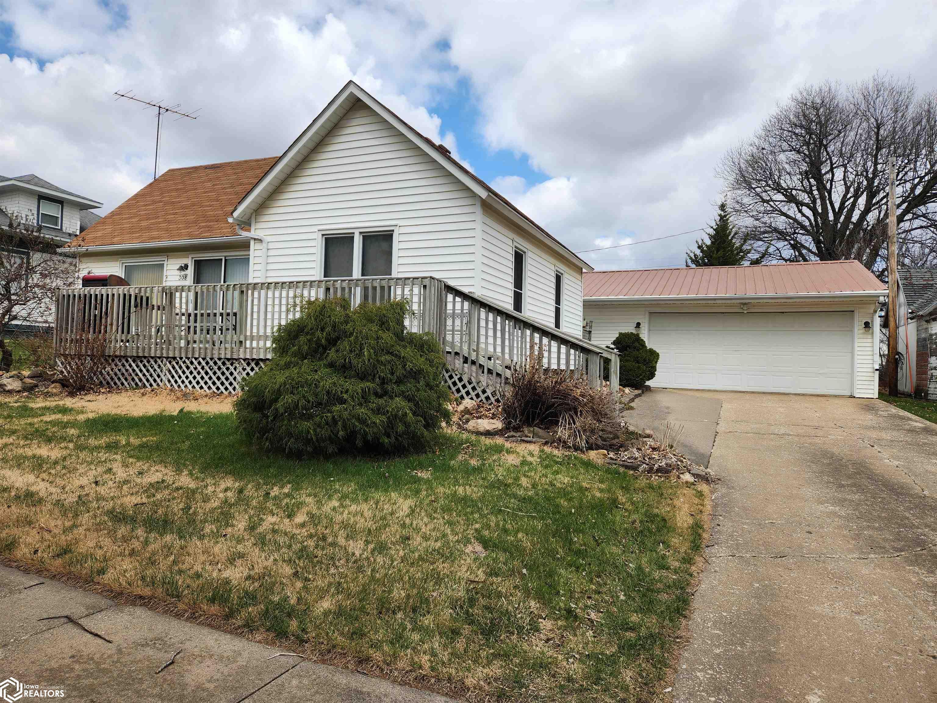 308 Center Street, Garwin, Iowa image 1