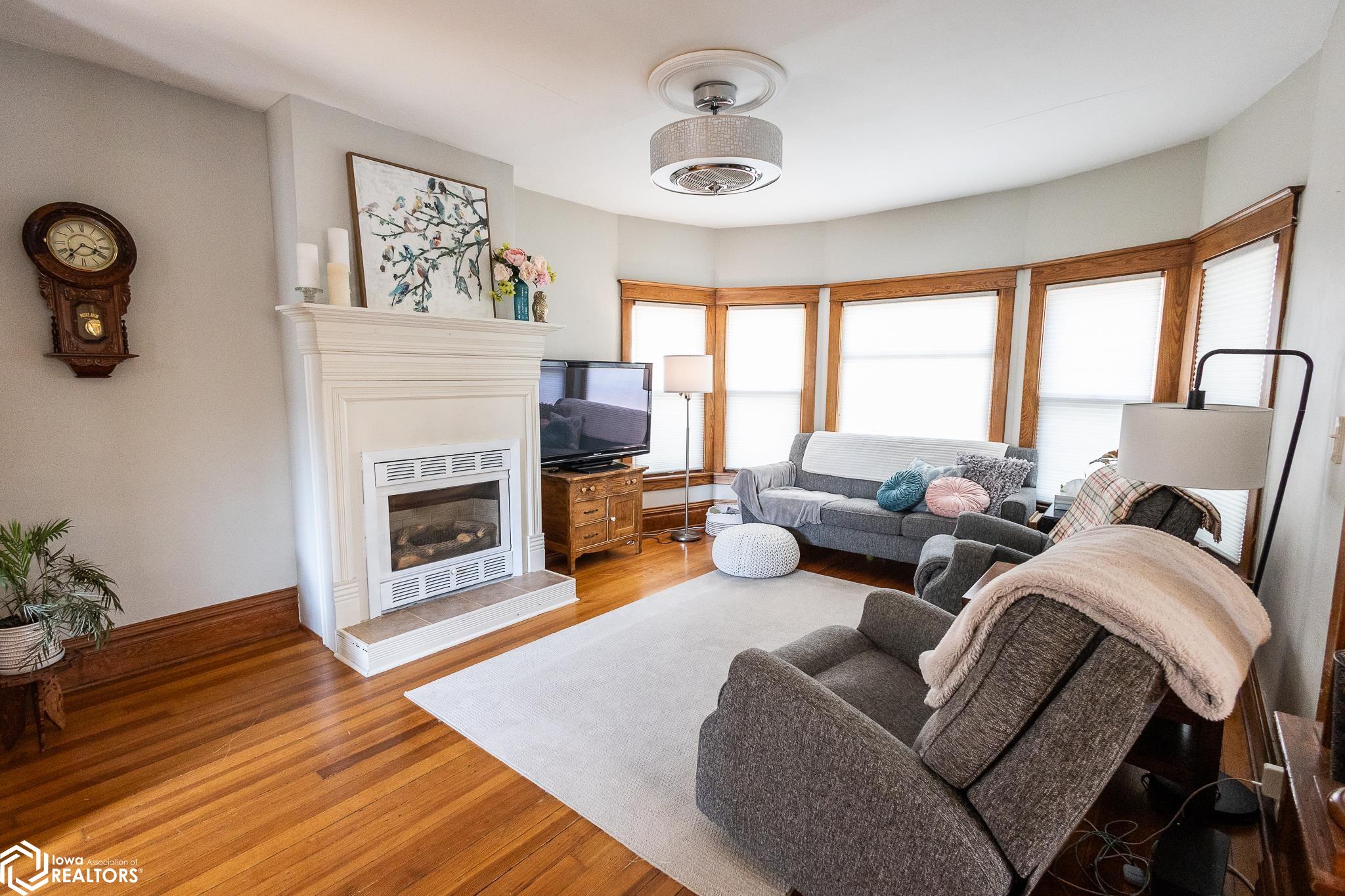 713 S 8th Street, Clear Lake, Iowa image 30
