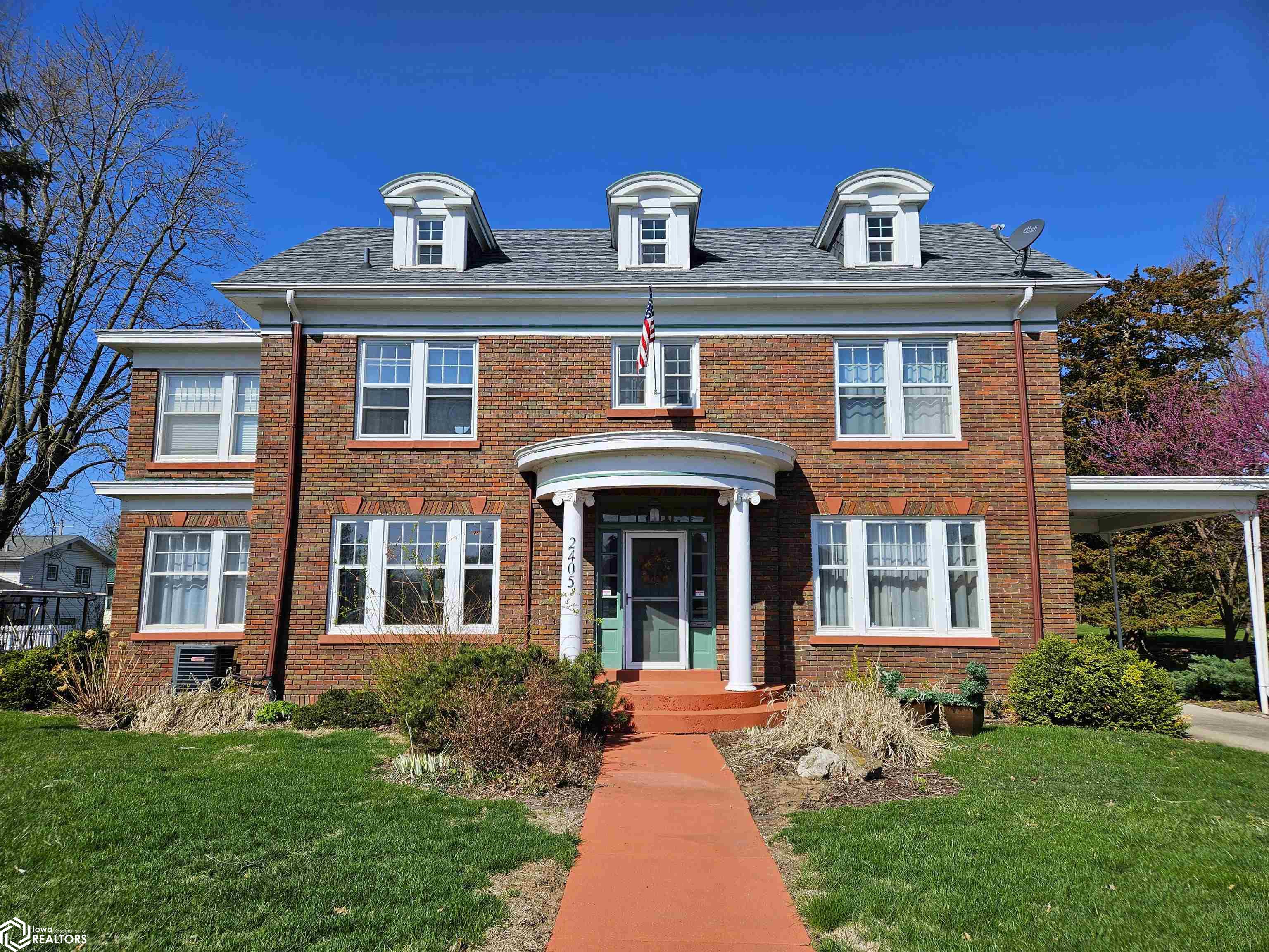 2405 Bittersweet Place, Burlington, Iowa image 1