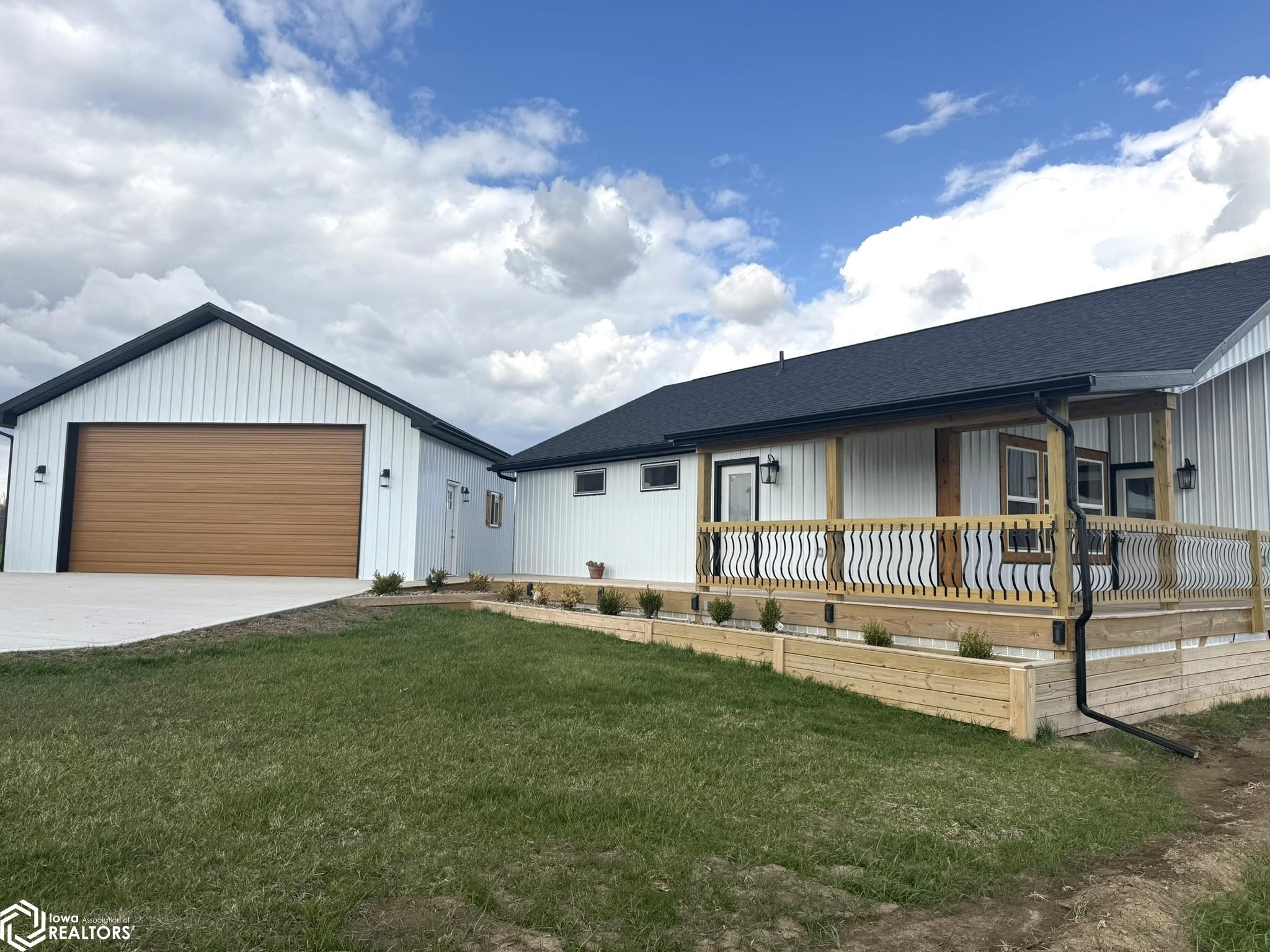 12241 Apache Drive, Moravia, Iowa image 29