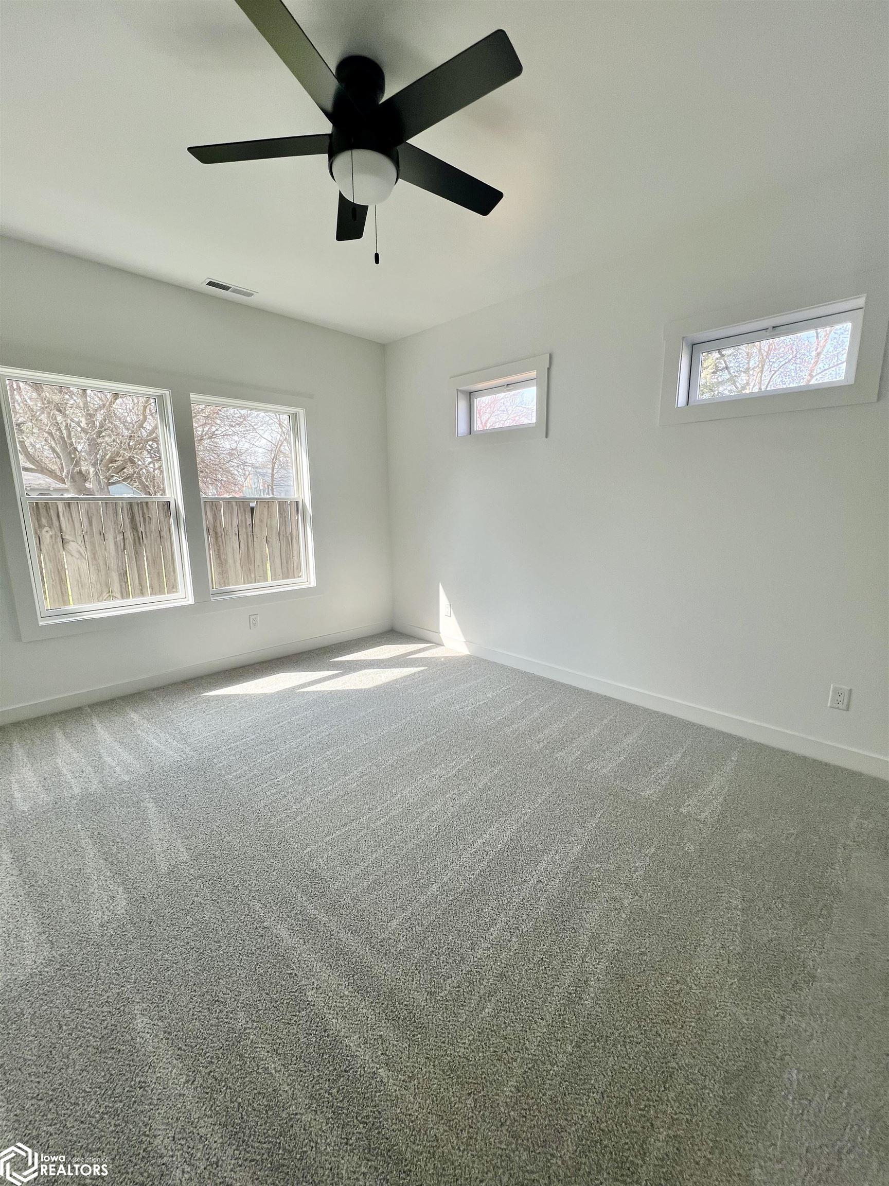 304 W Cherry Street, New Sharon, Iowa image 22